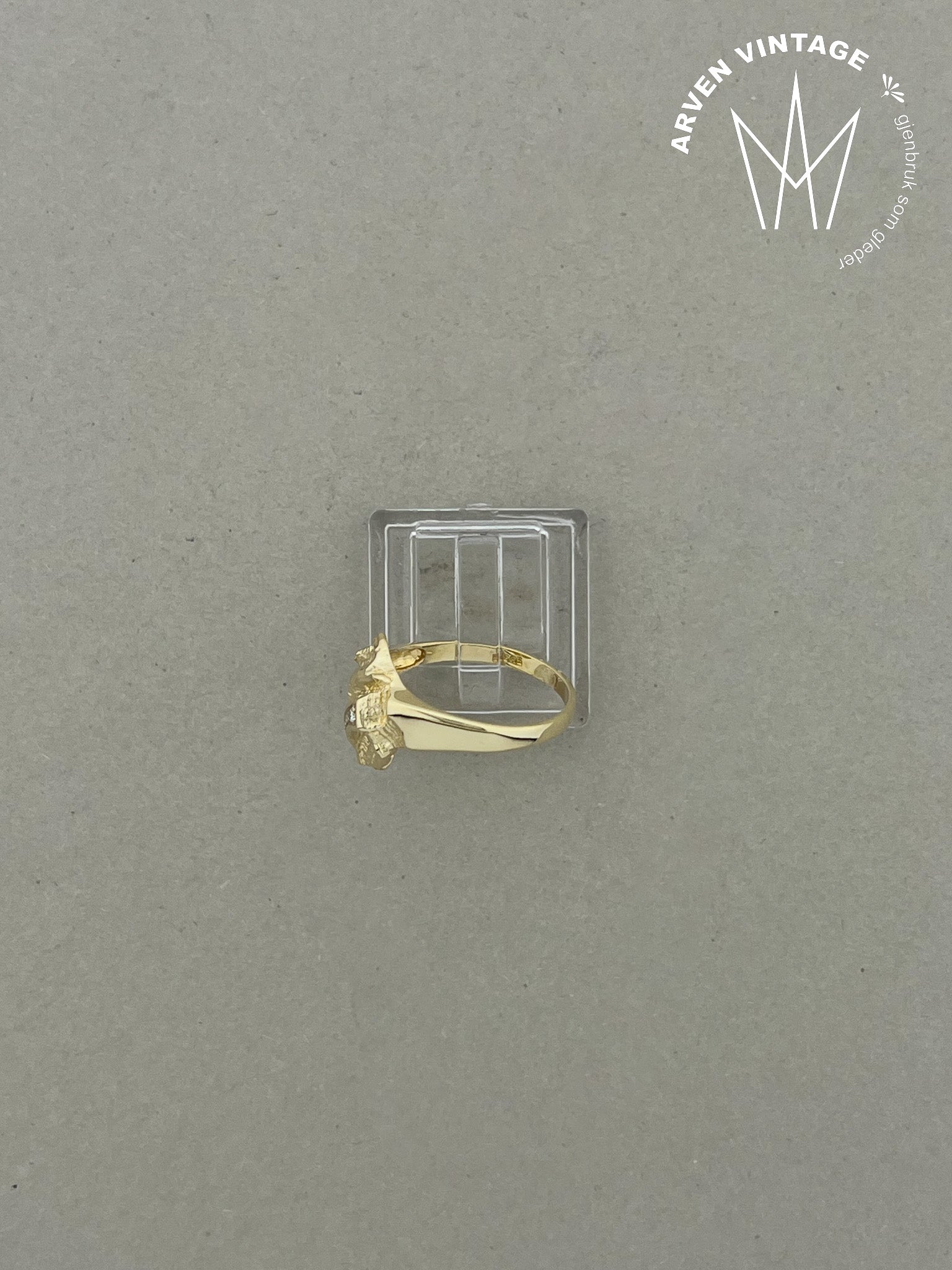 Vintage diamantring gult gull str 55