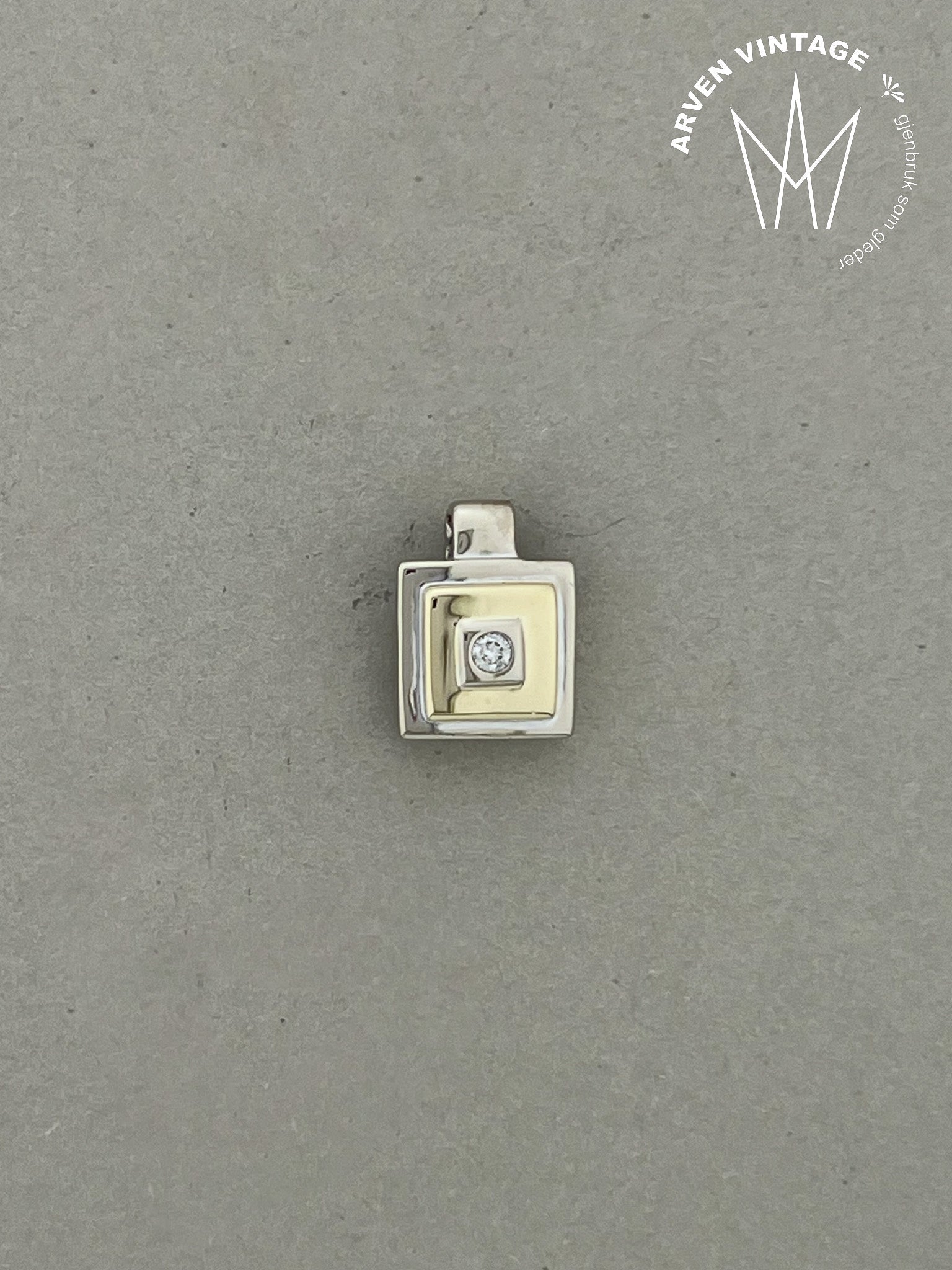 Vintage diamntanheng gult gull