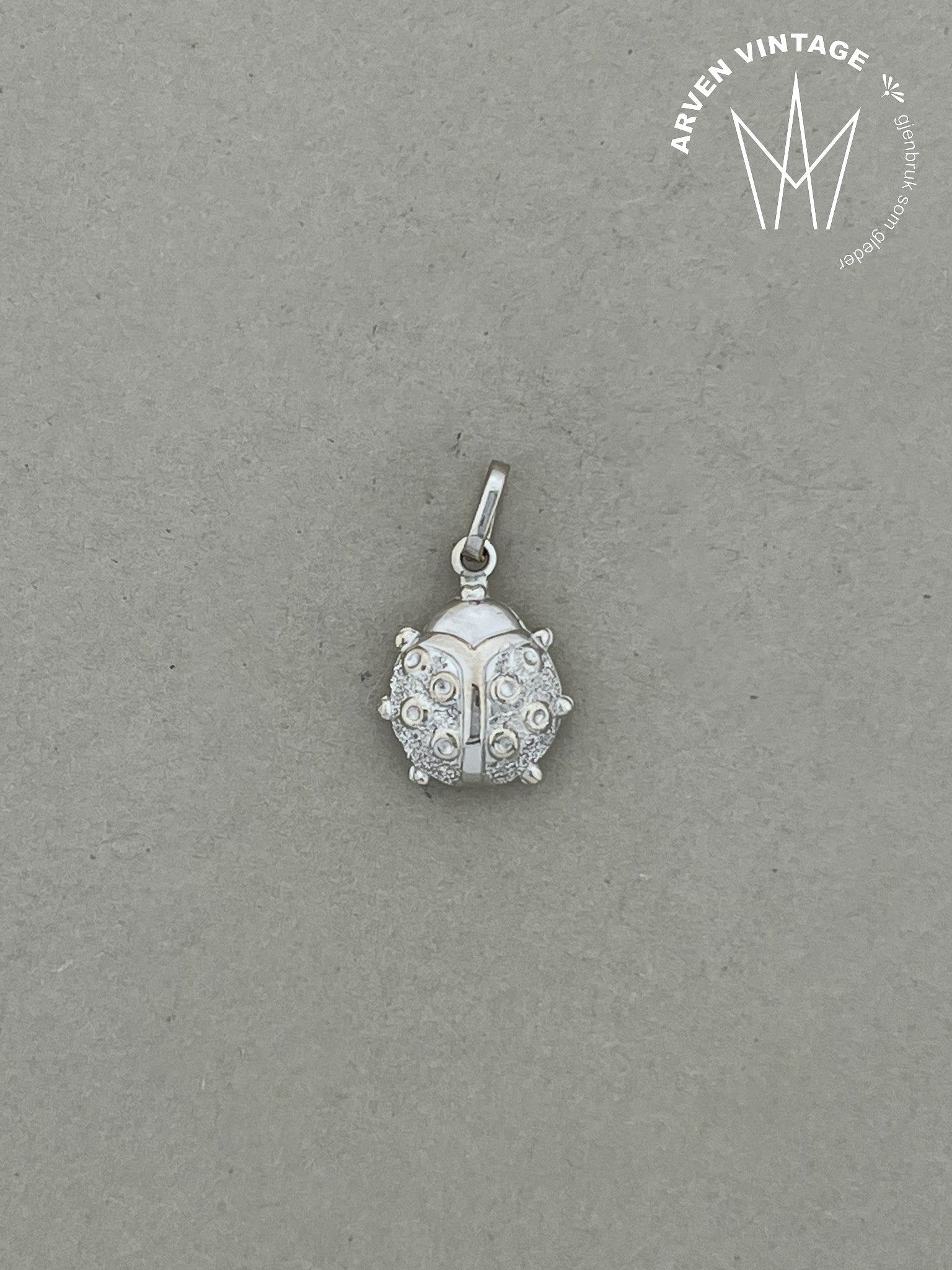 Vintage anheng hvitt gull 18K