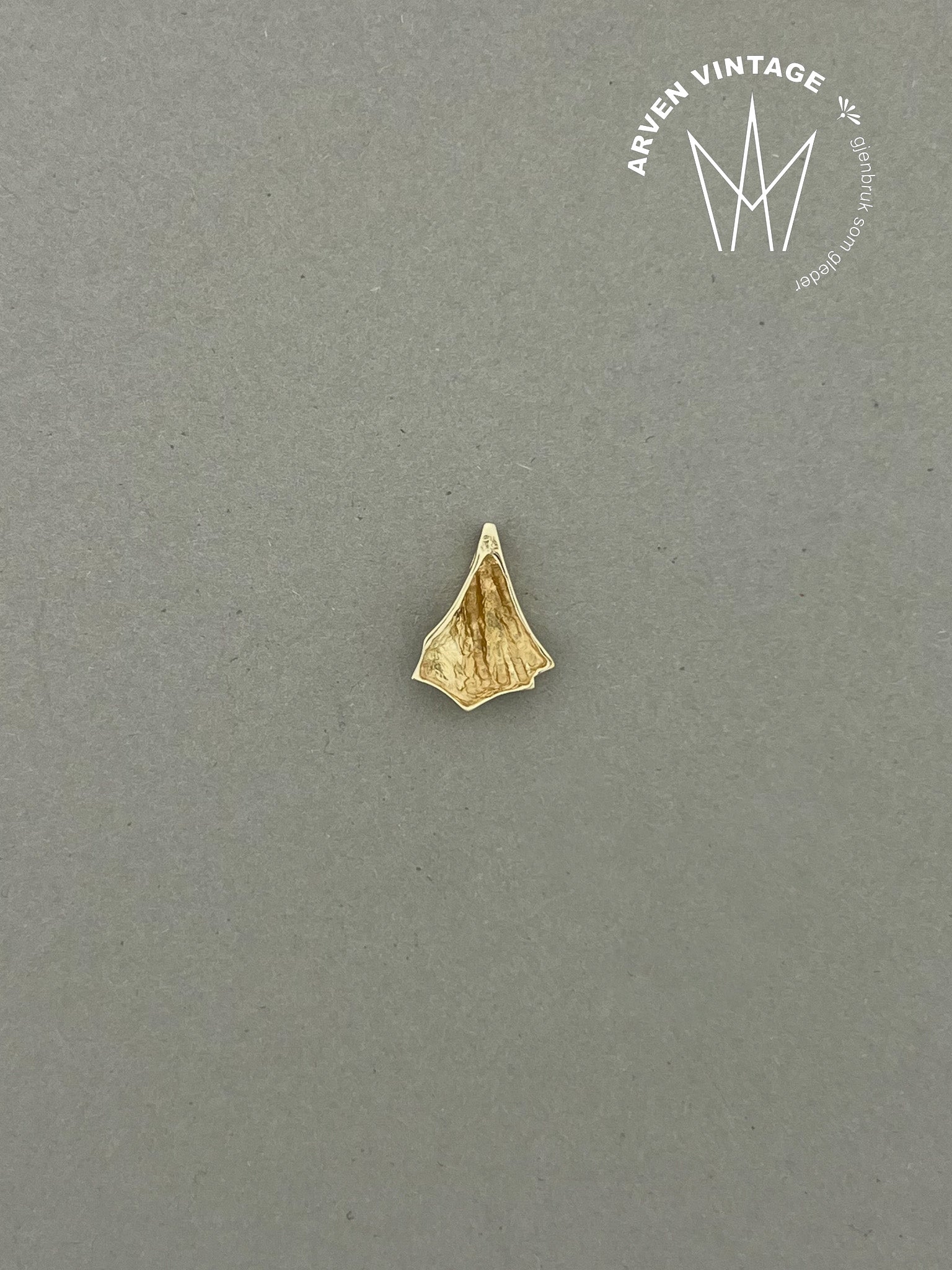 Vintage anheng gult gull