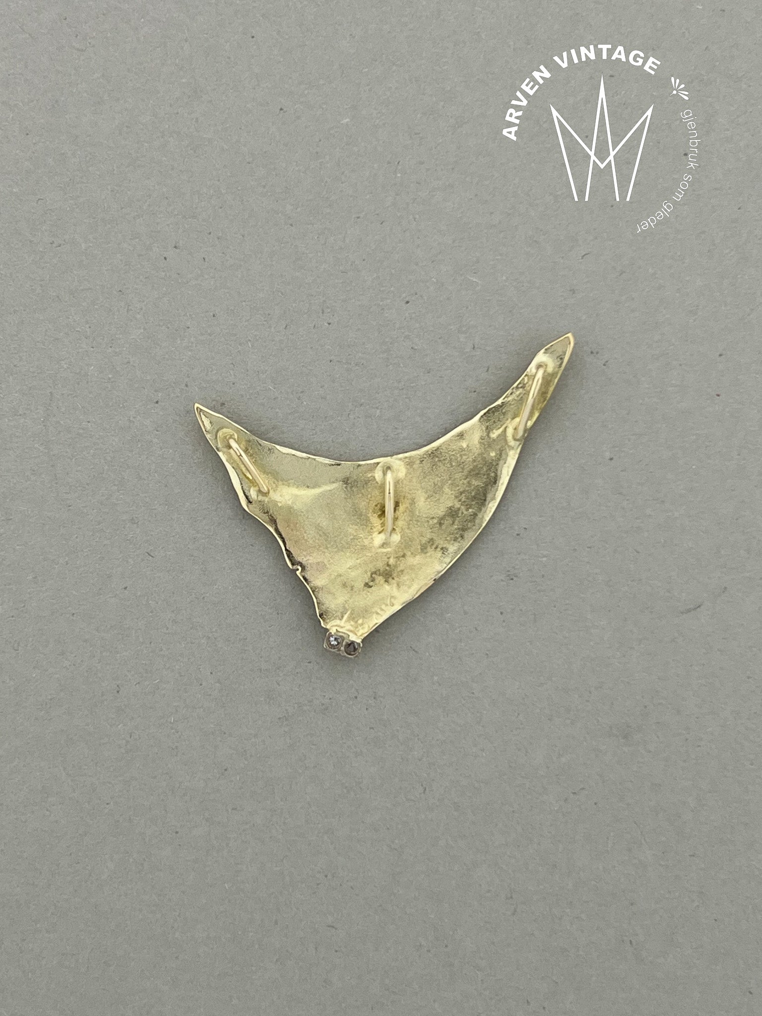 Vintage diamntanheng gult gull