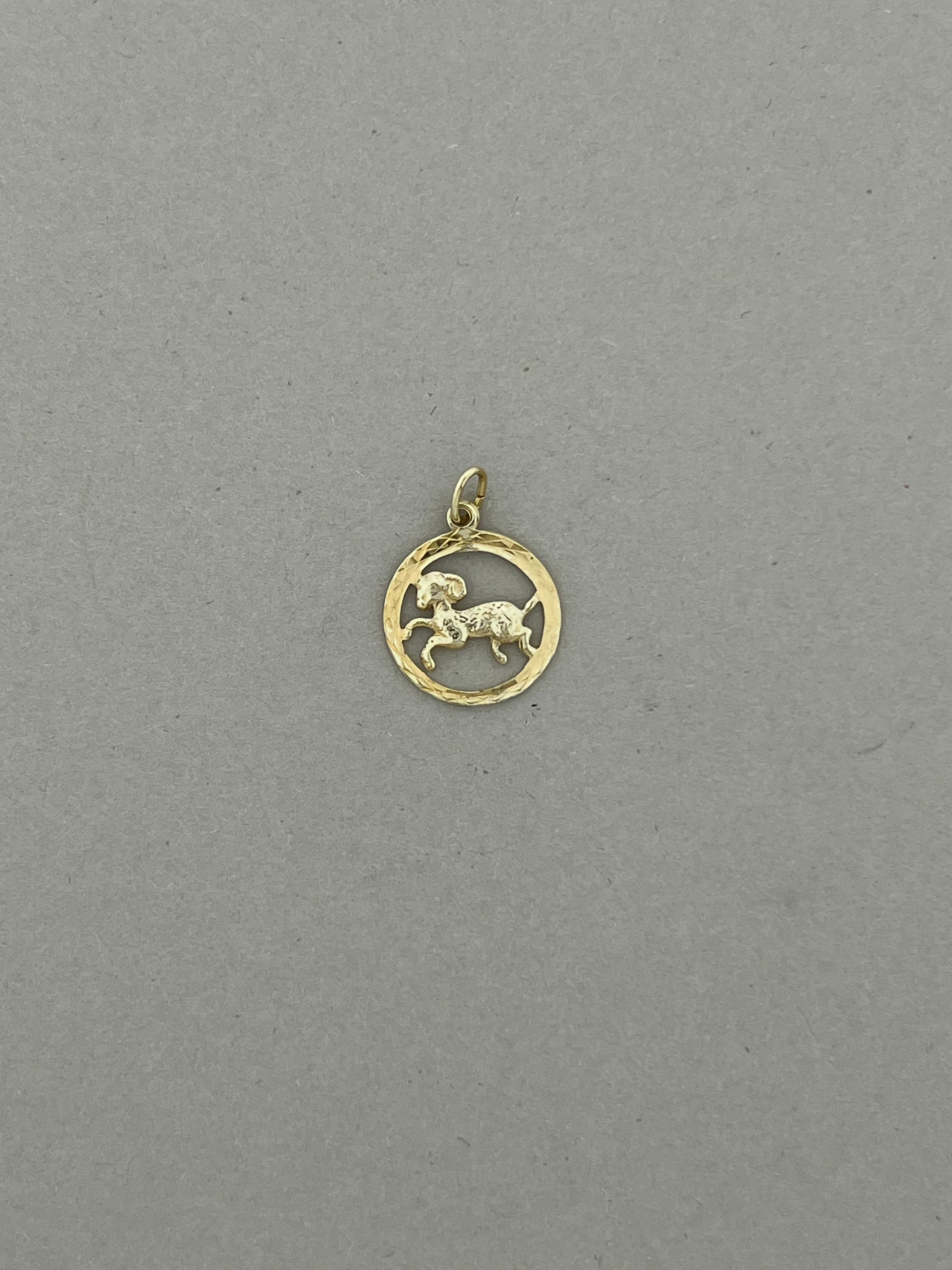 Vintage anheng gult gull