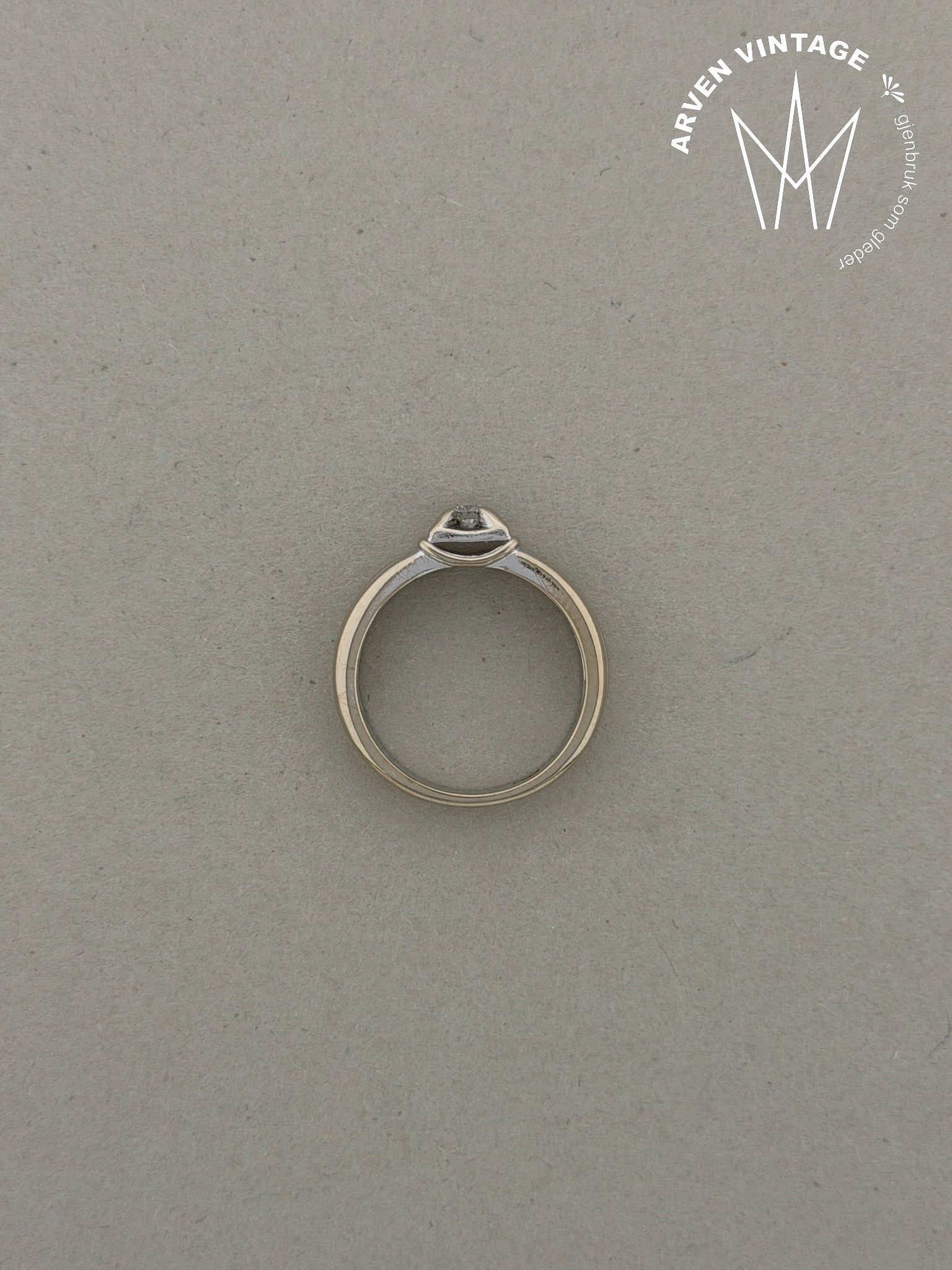 Vintage ring hvitt gull str 55