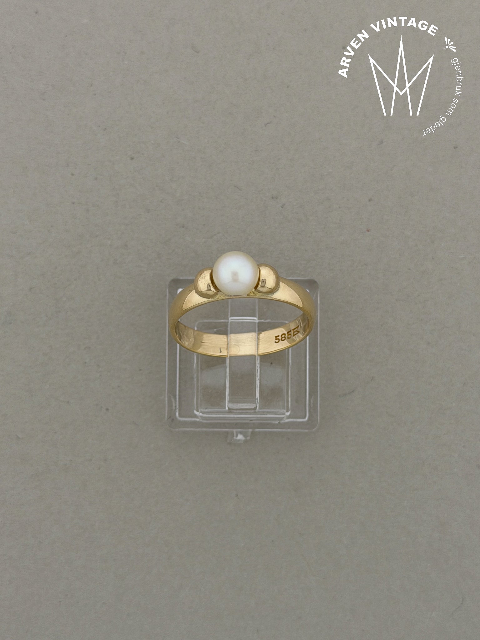 Vintage perlering gult gull str 55