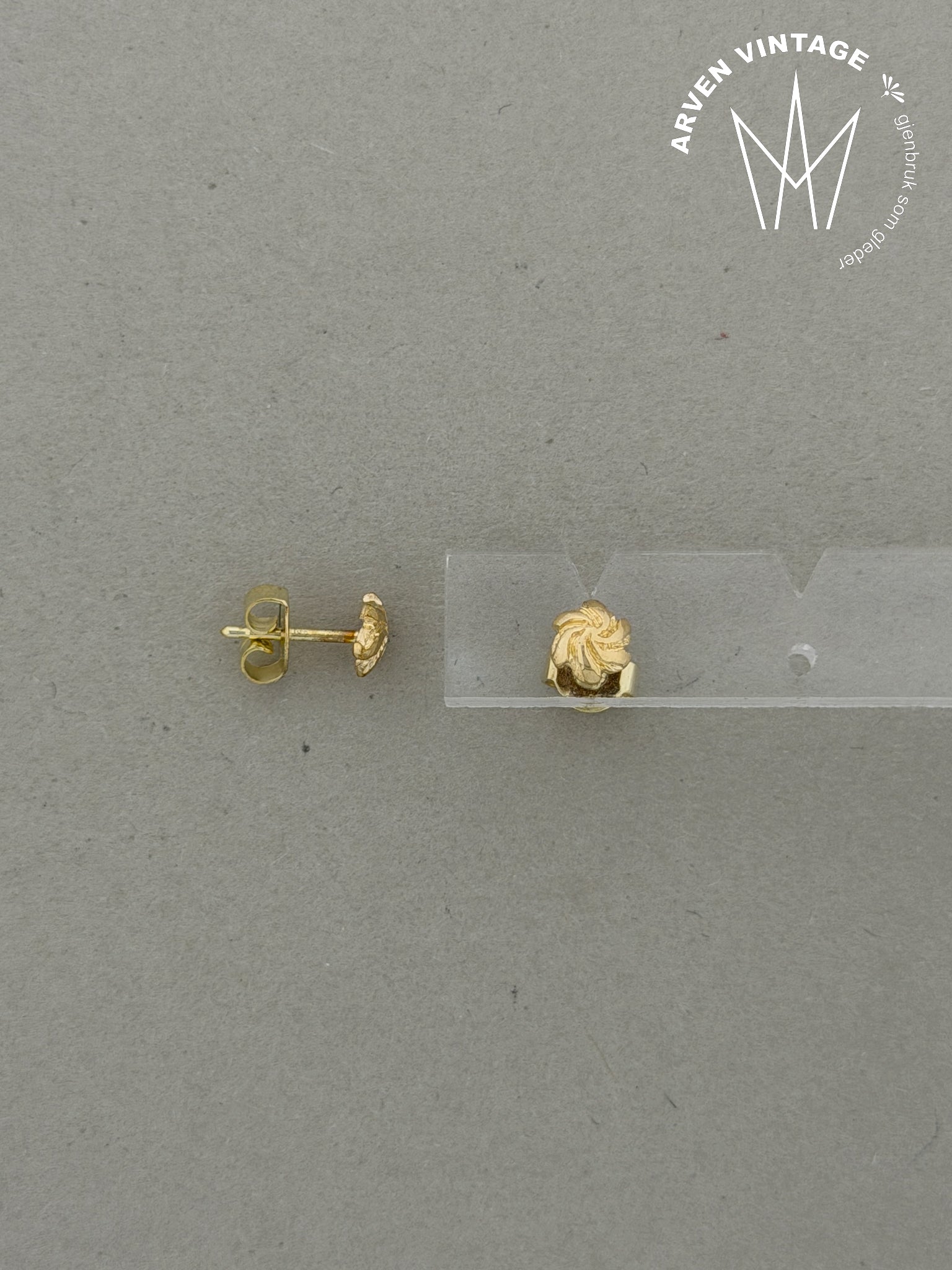 Vintage ørepynt gult gull