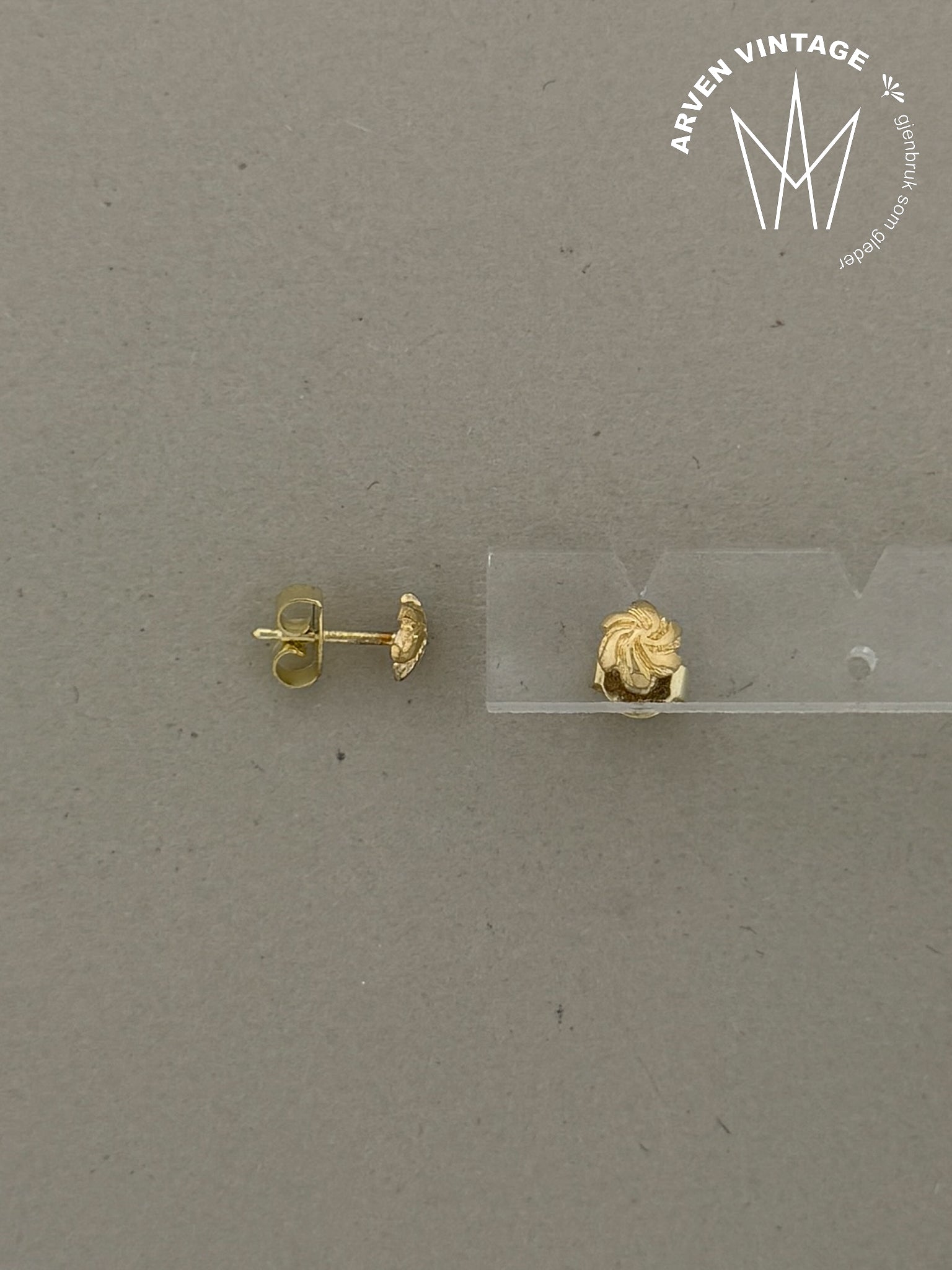 Vintage ørepynt gult gull