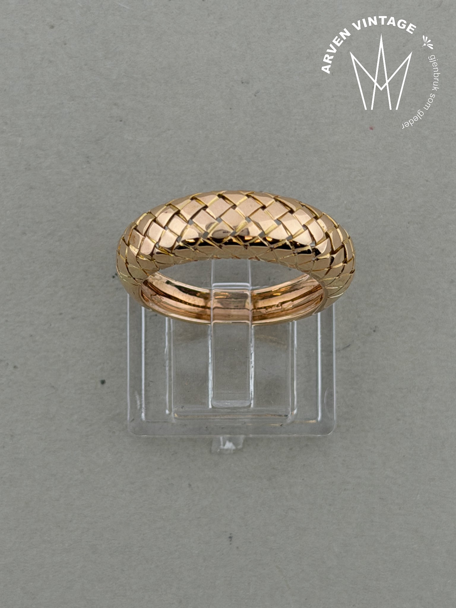 Vintage ring rødt gull str 55