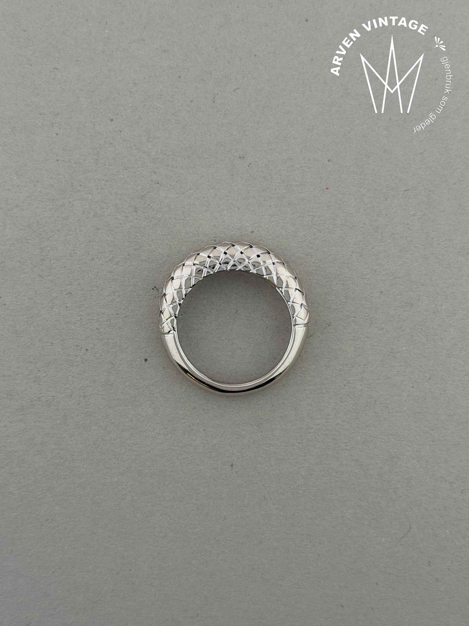 Vintage ring hvitt gull str 55