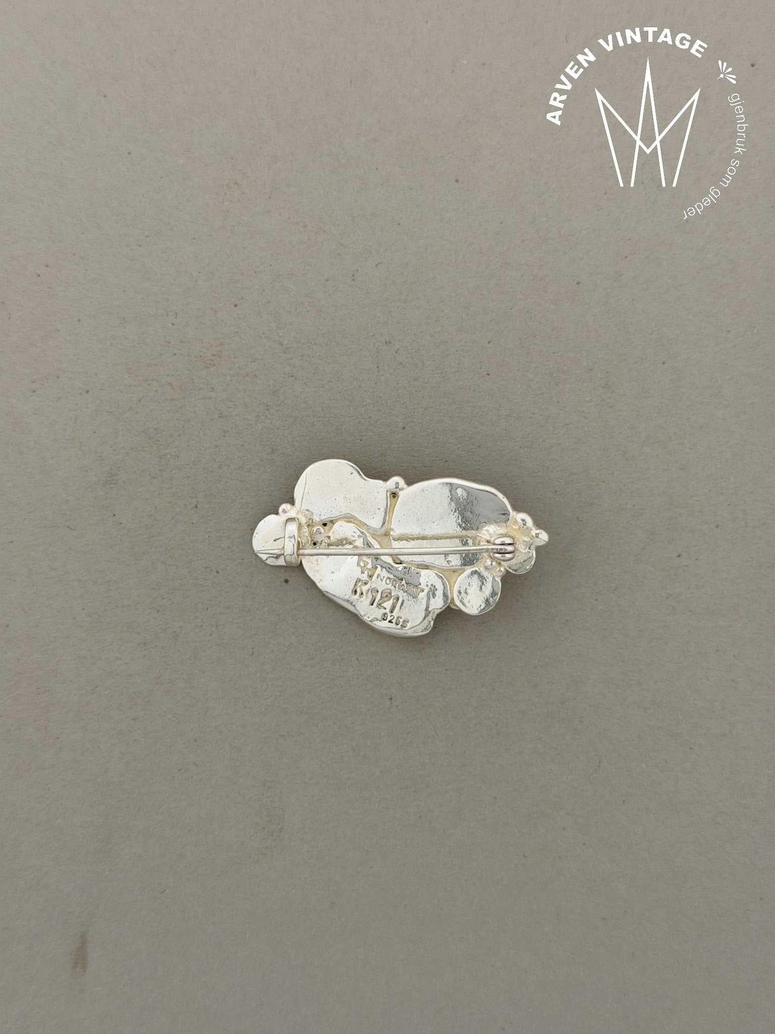 Vintage Eivind Hillestad sølvbrosje