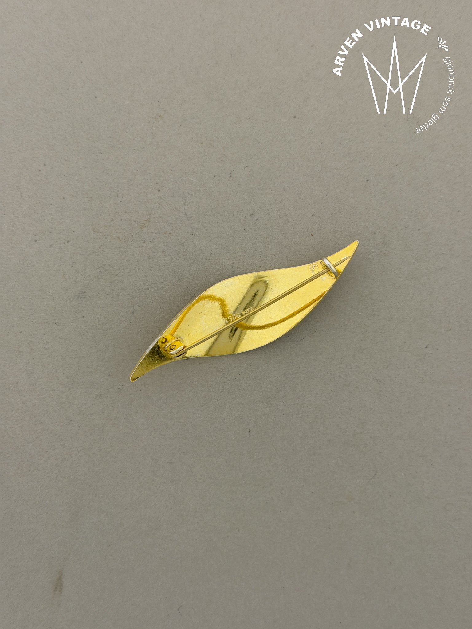 Vintage sølv emaljebrosje