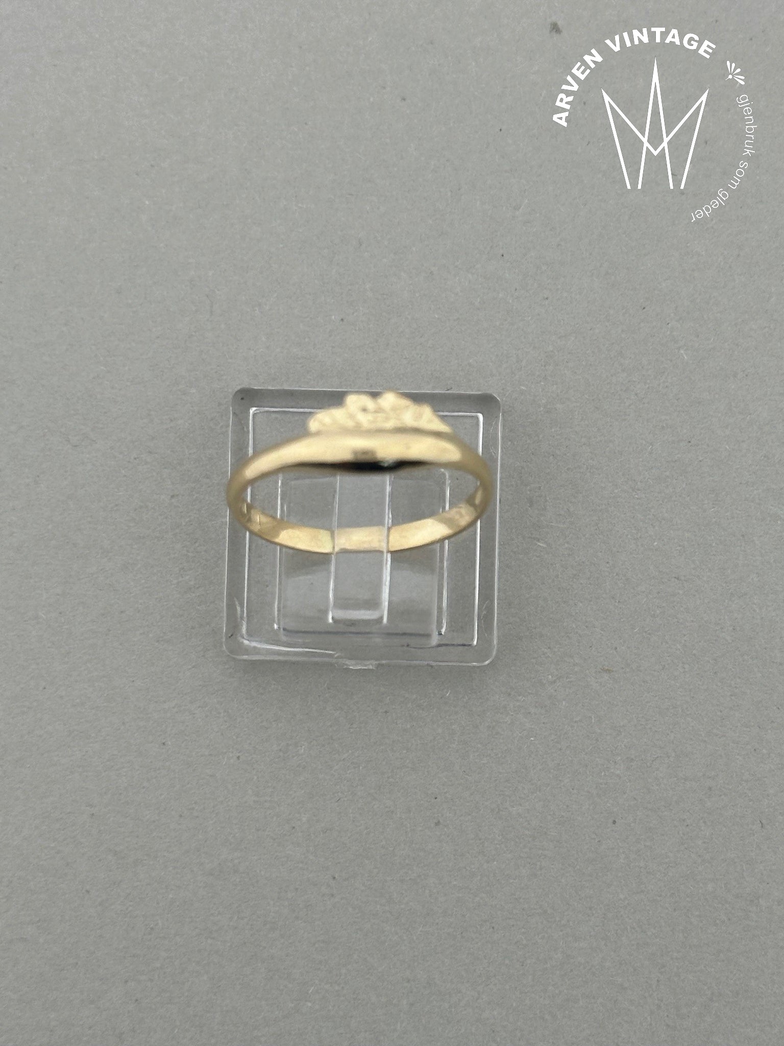 Vintage ring i gult gull str 56