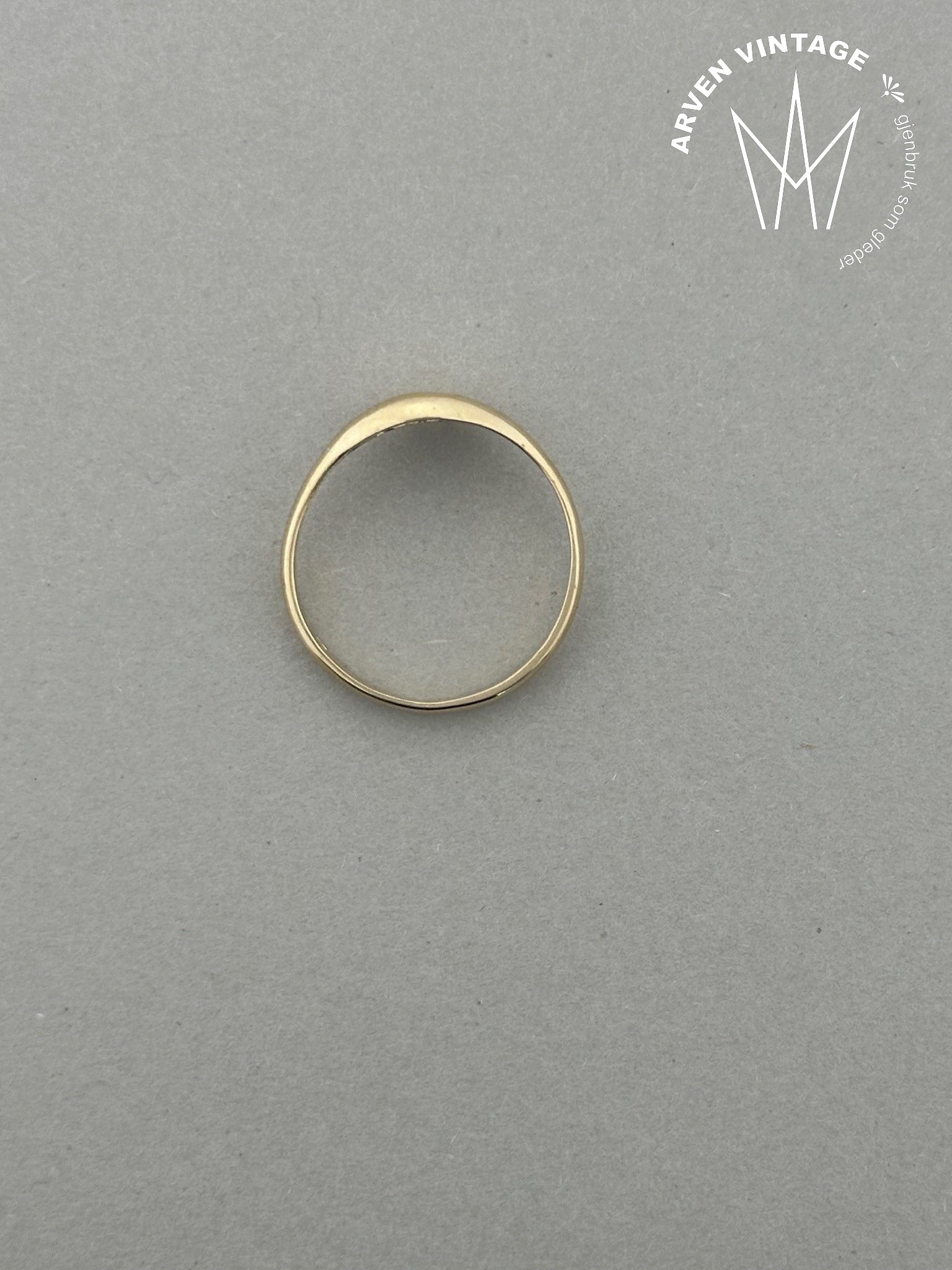 Vintage ring i gult gull str 56