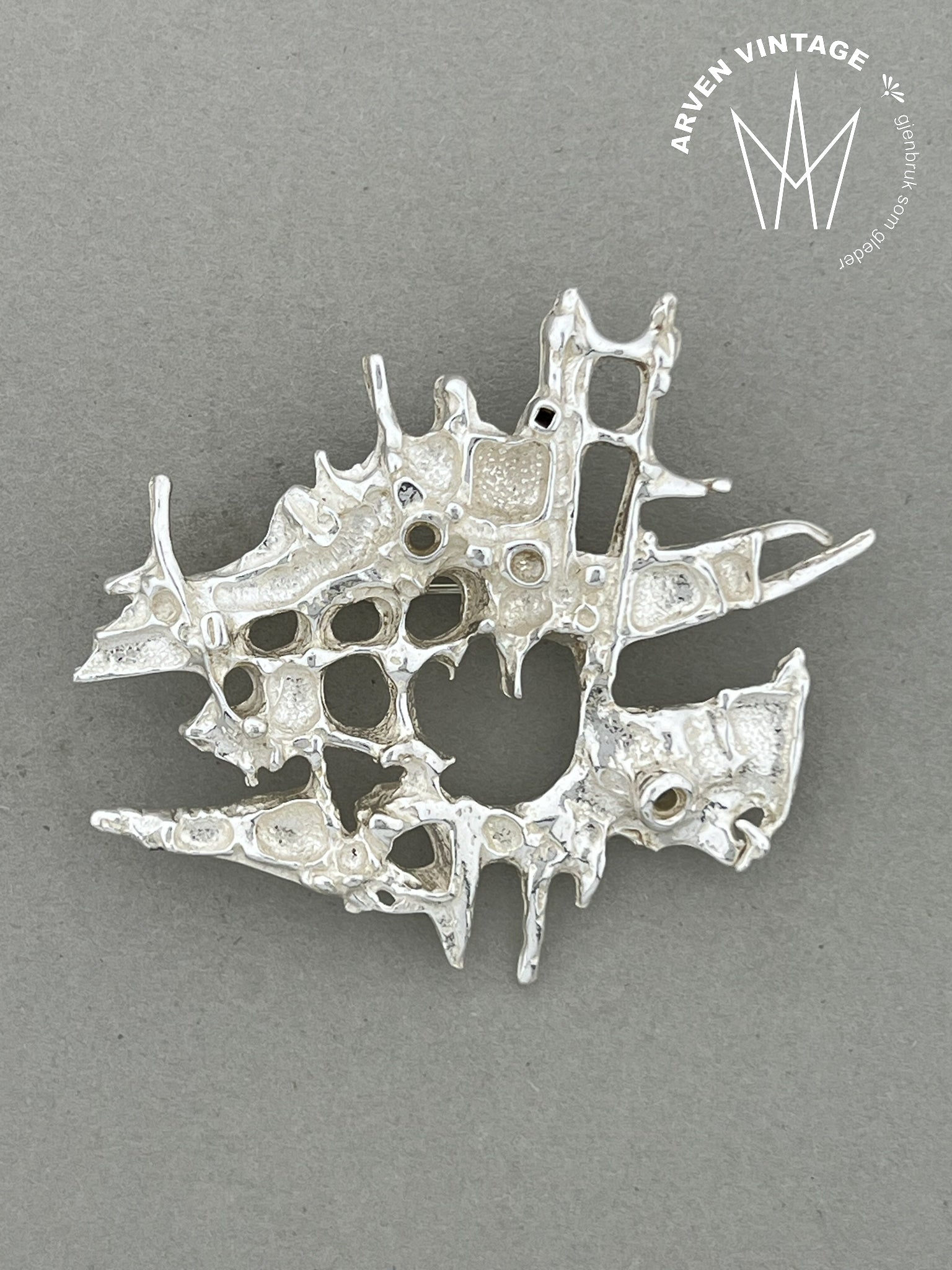 Vintage Juhls sølvbrosje nr504