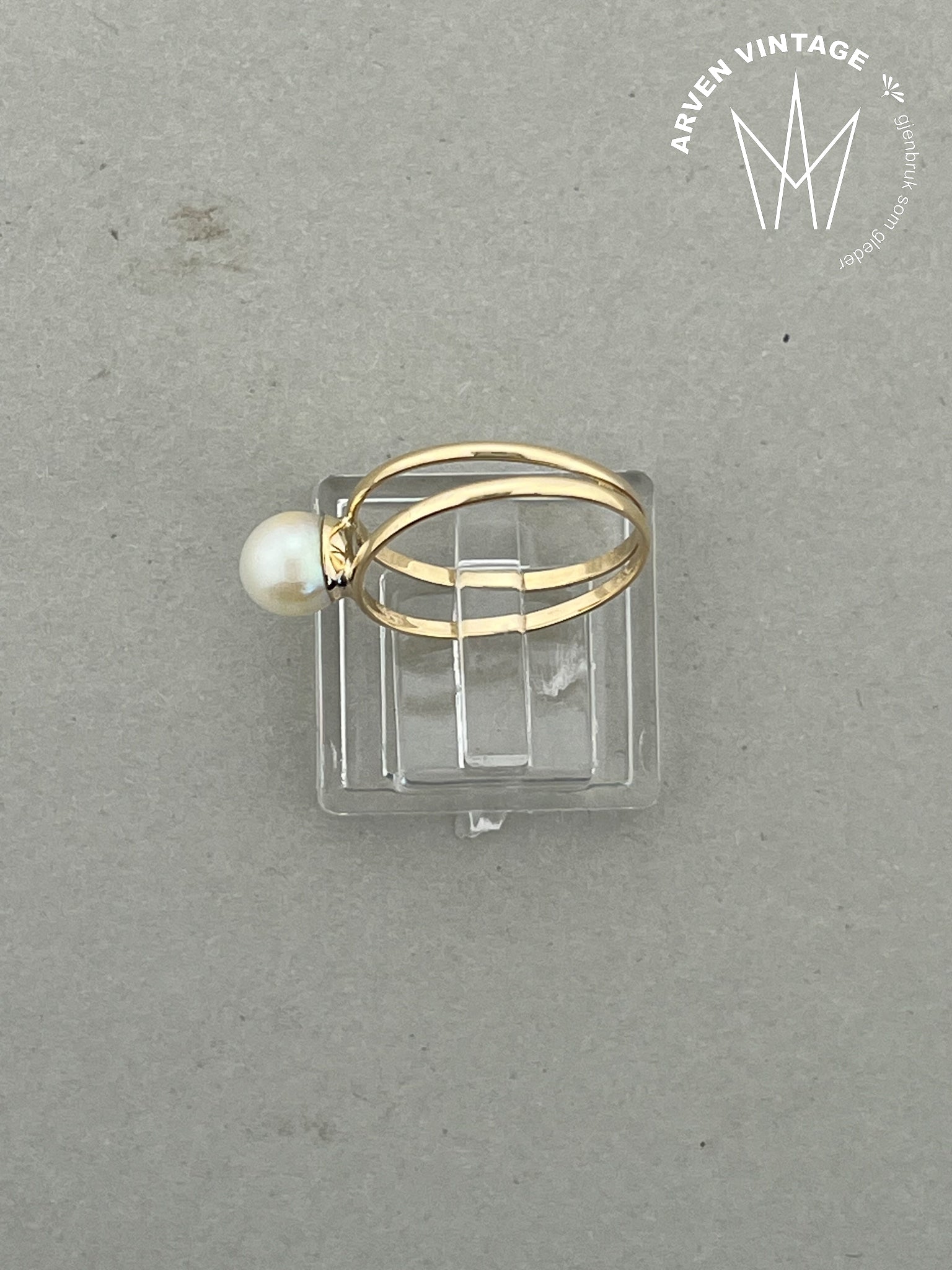 Vintage perlering gult gull str 53