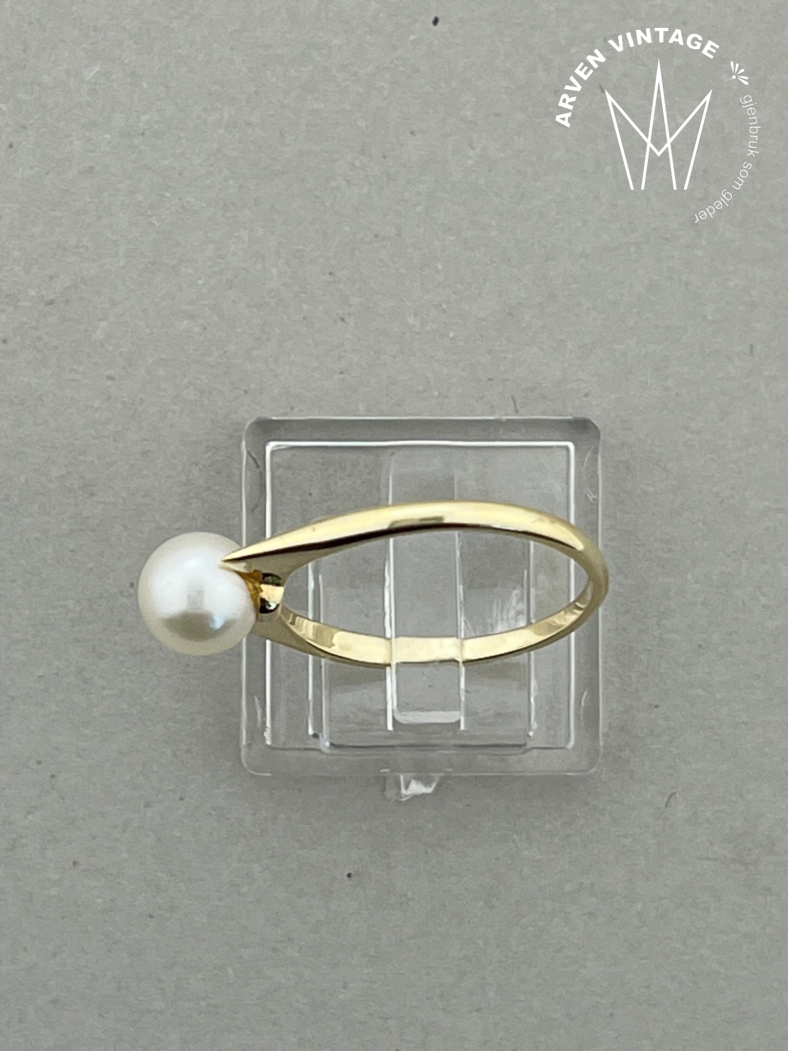 Vintage perlering gult gull str 55