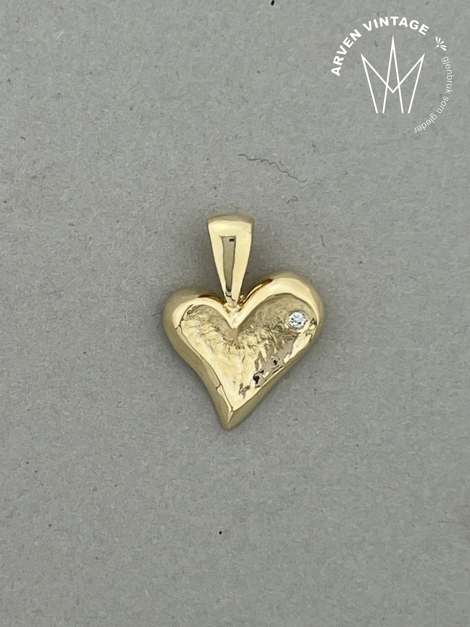 Vintage hjerteanheng gult gull