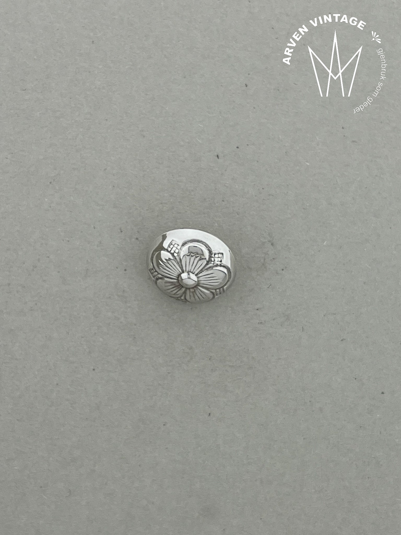 Vintage sølvknapp 1,6cm
