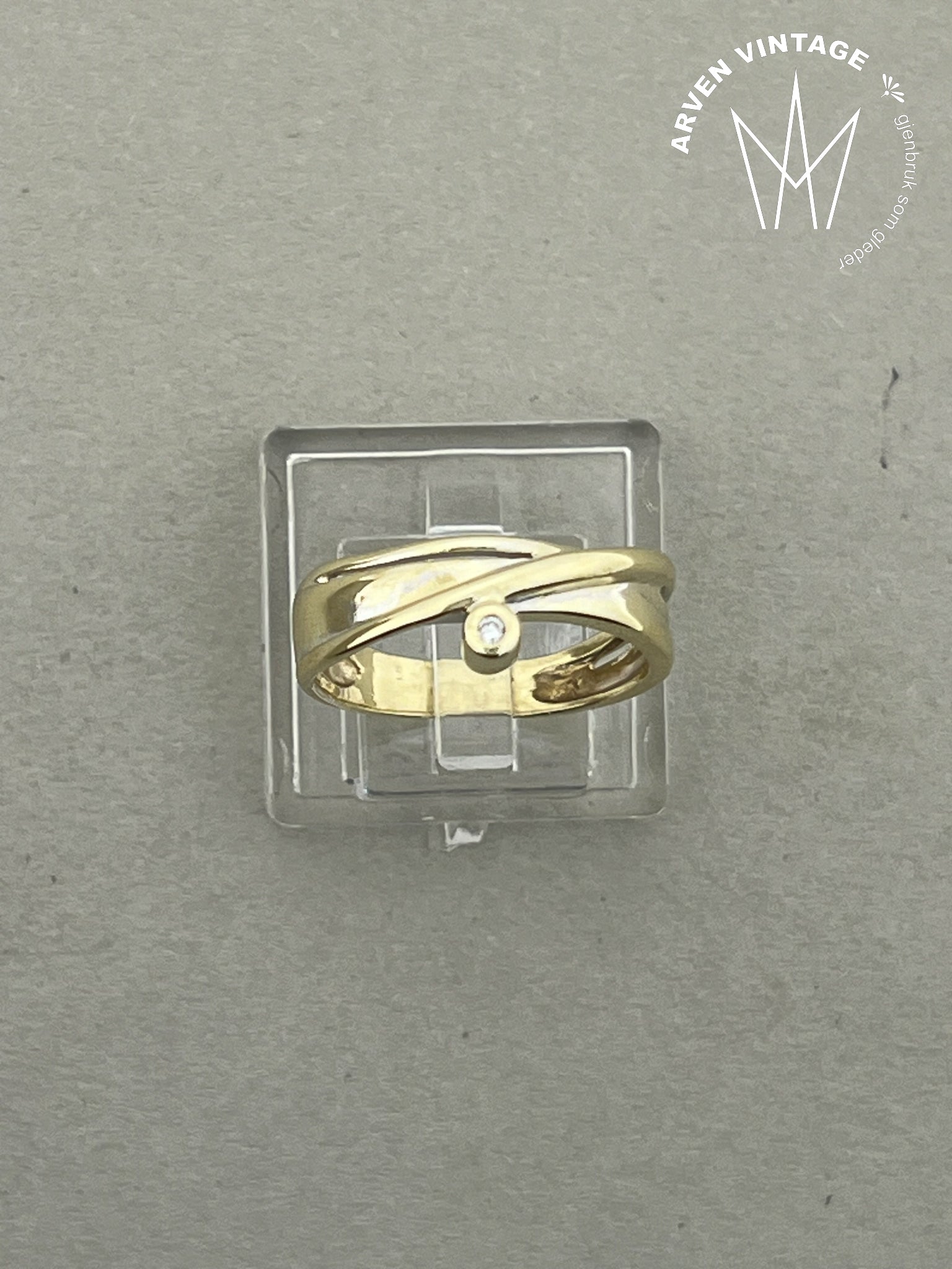 Vintage diamantring gult gull str50