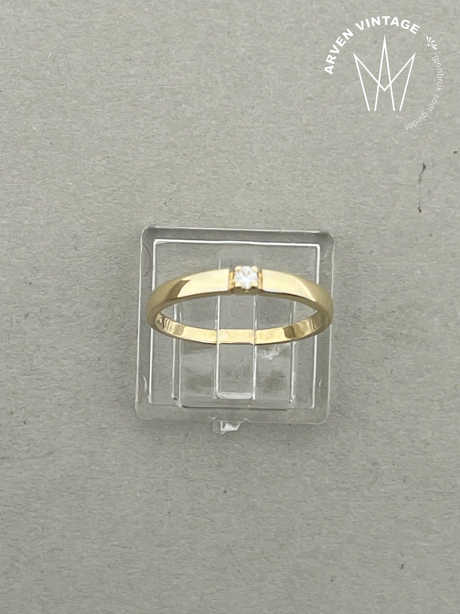 Vintage diamantring gult gull str54
