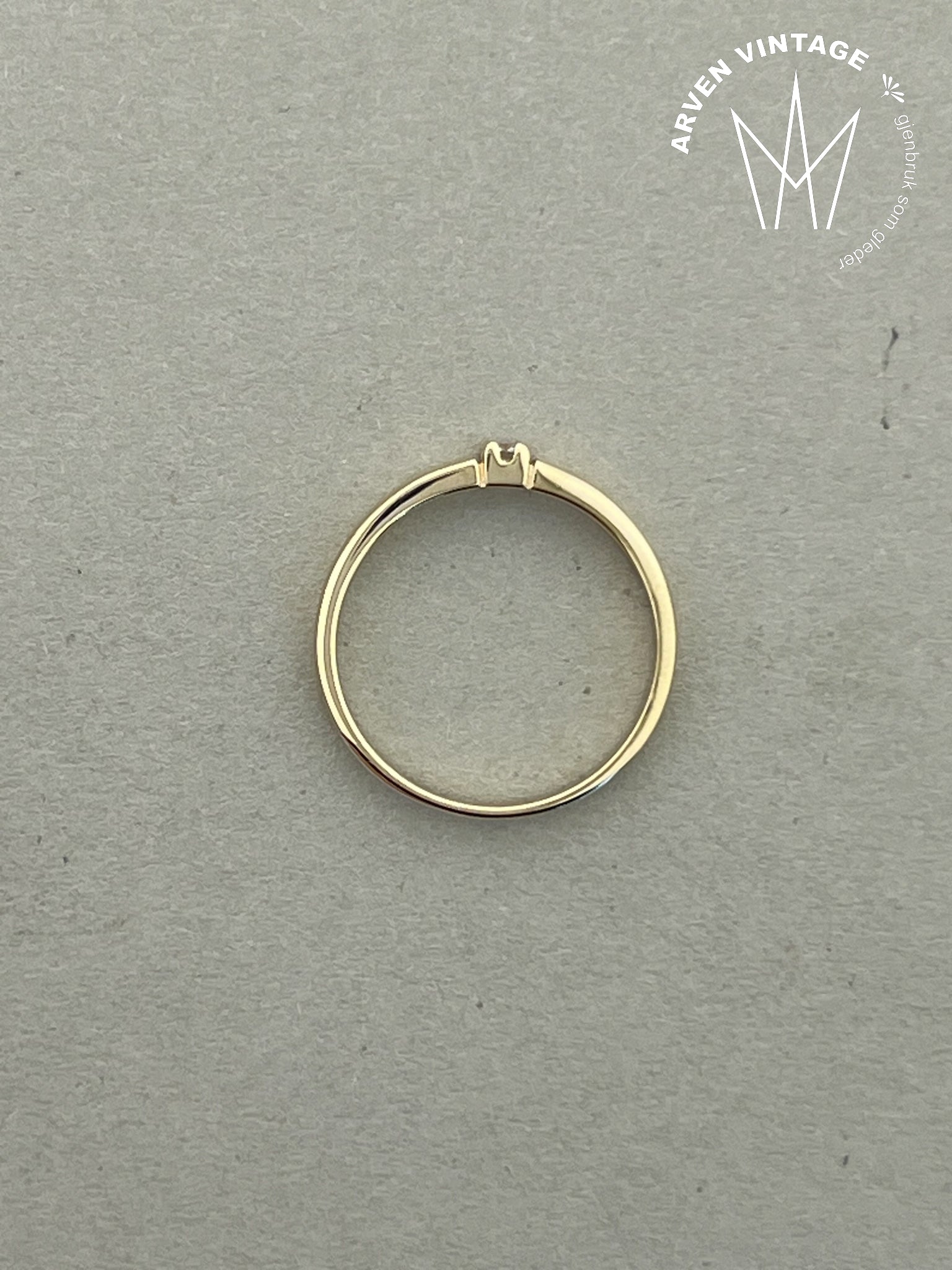 Vintage diamantring gult gull str54