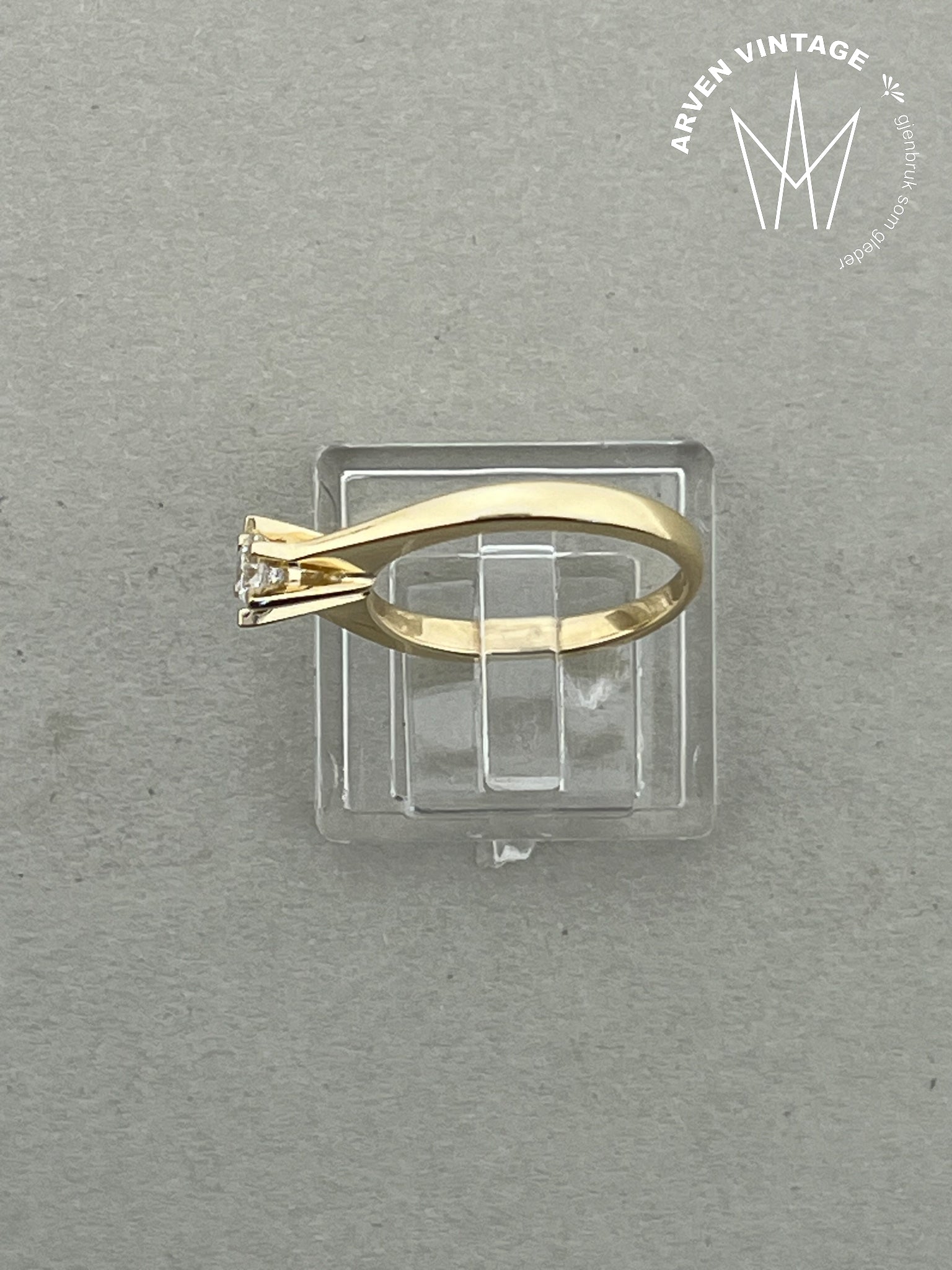 Vintage diamantring gult gull str 50