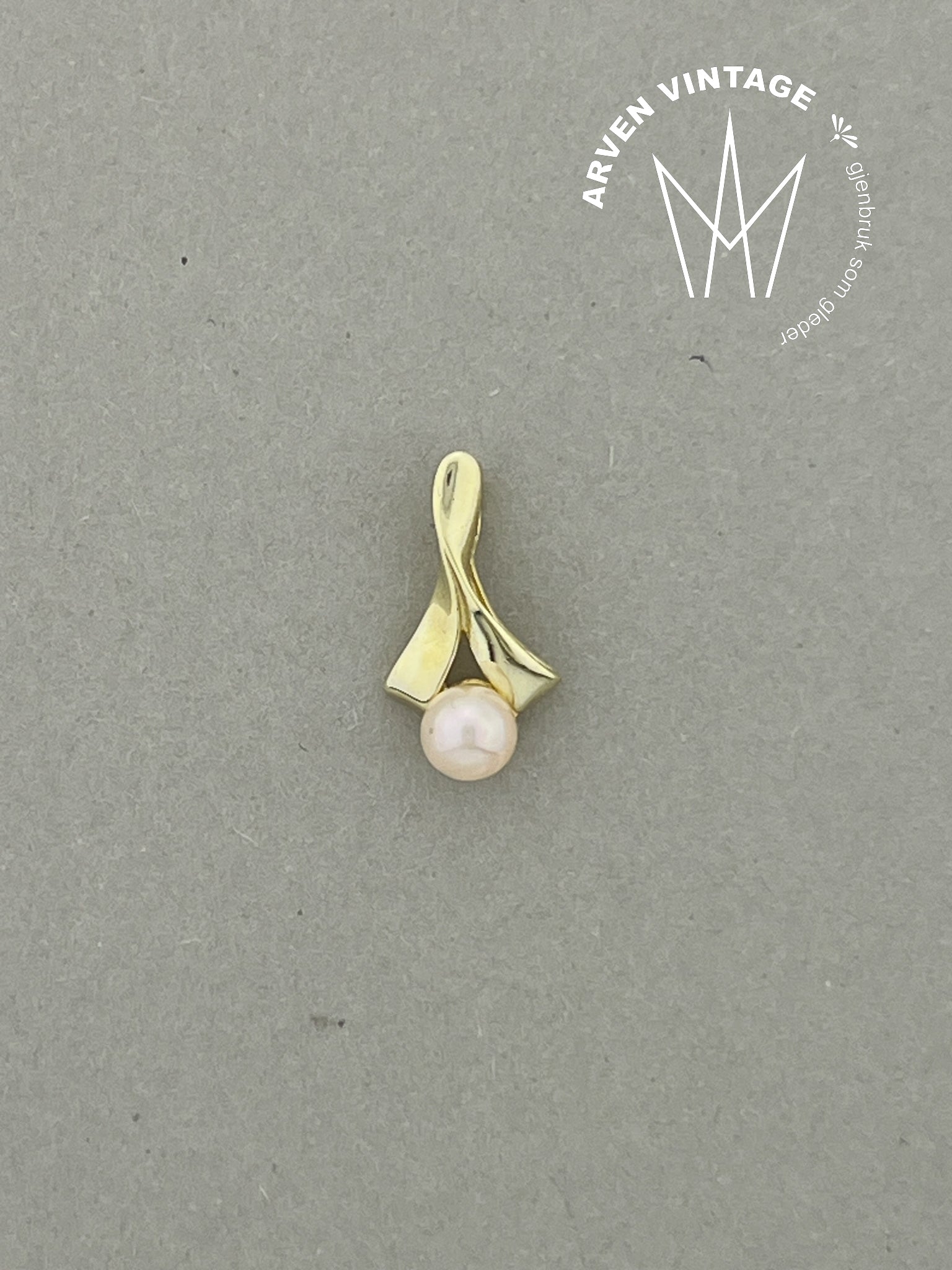 Vintage perleanheng gult gull