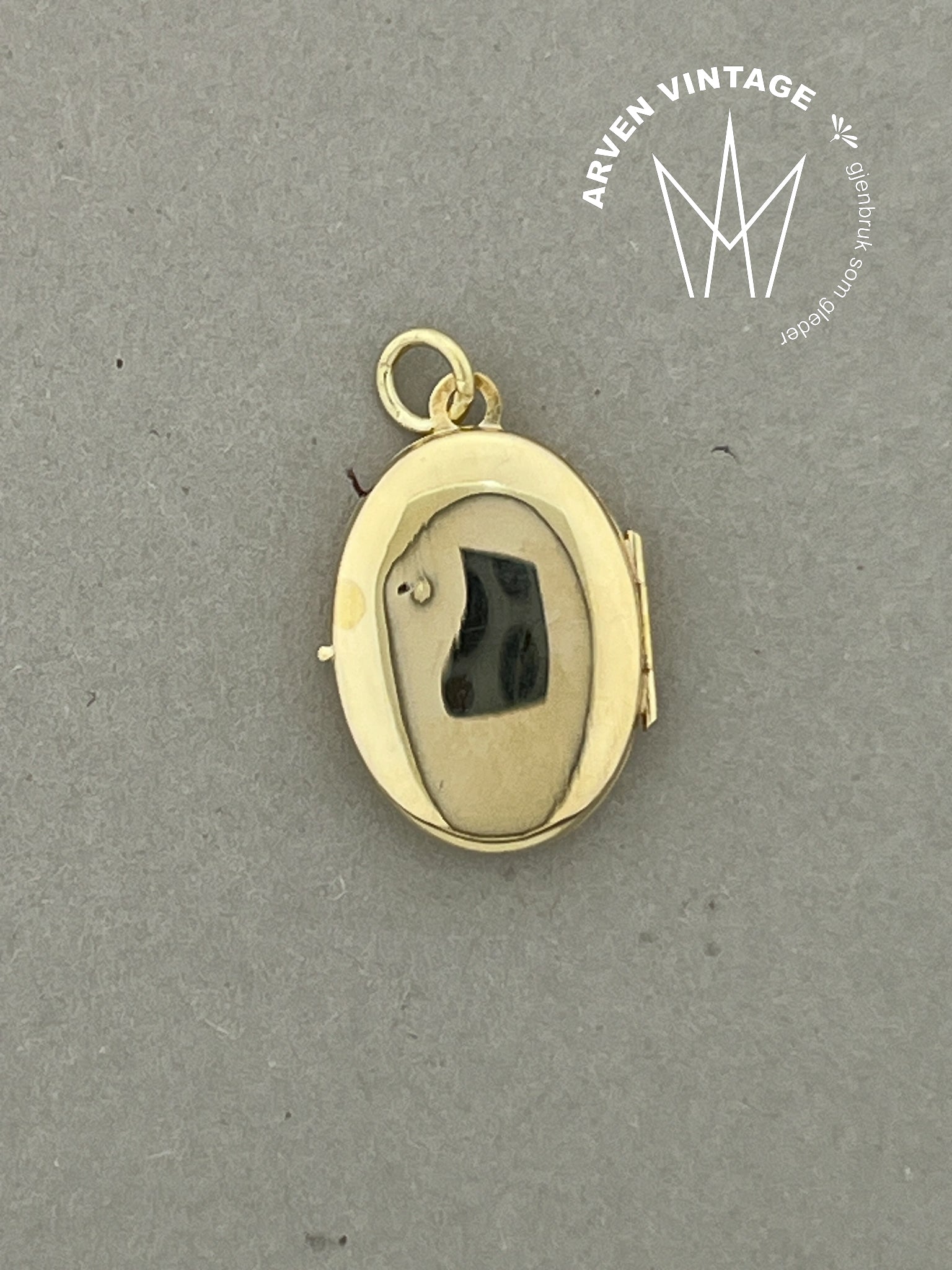 Vintage medlaljonganheng gult gull