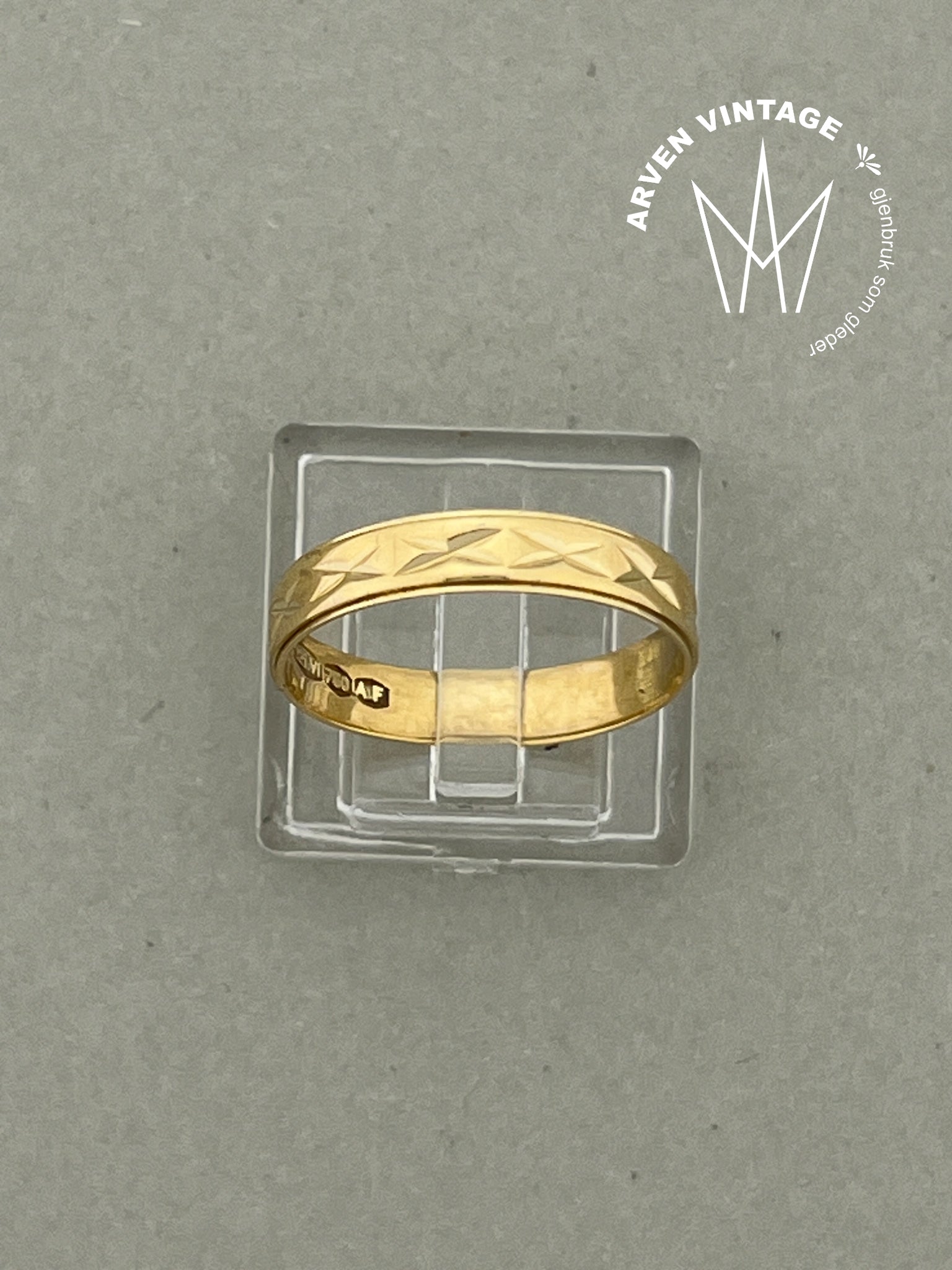 Vintage ring 18K gult gull str57