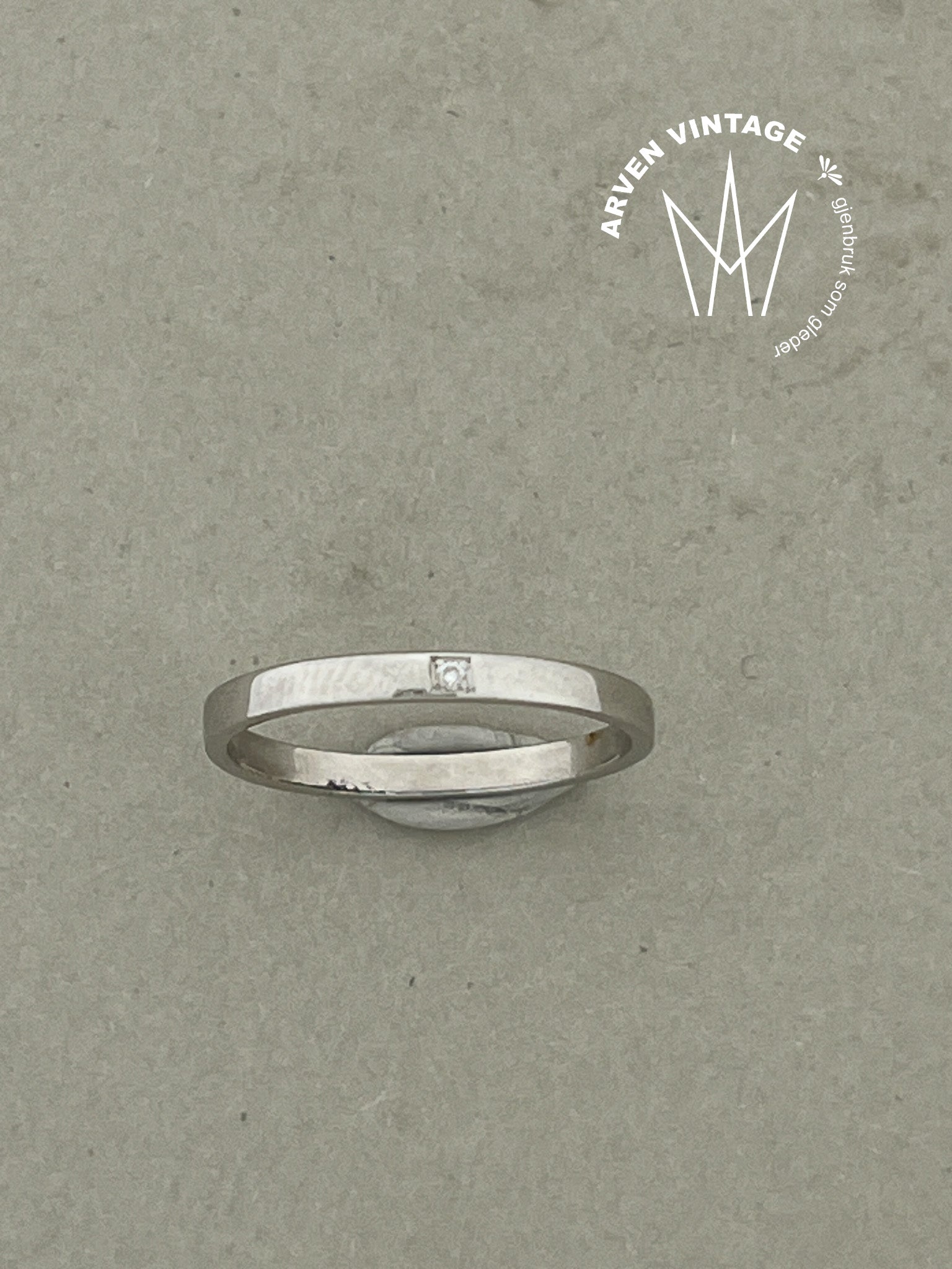 Vintage ring 18K hvitt gull str56