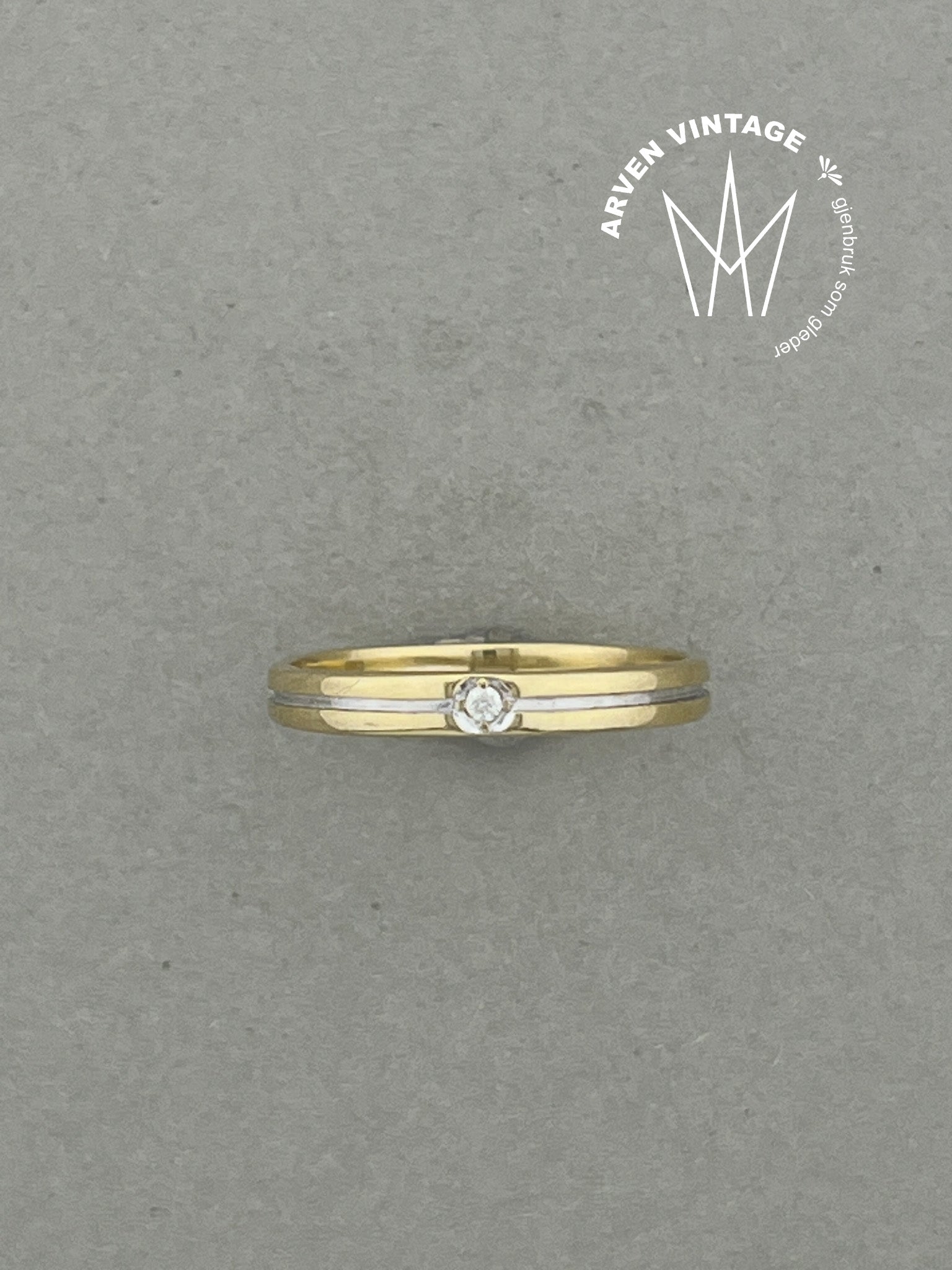 Vintage diamantring gult gull str56
