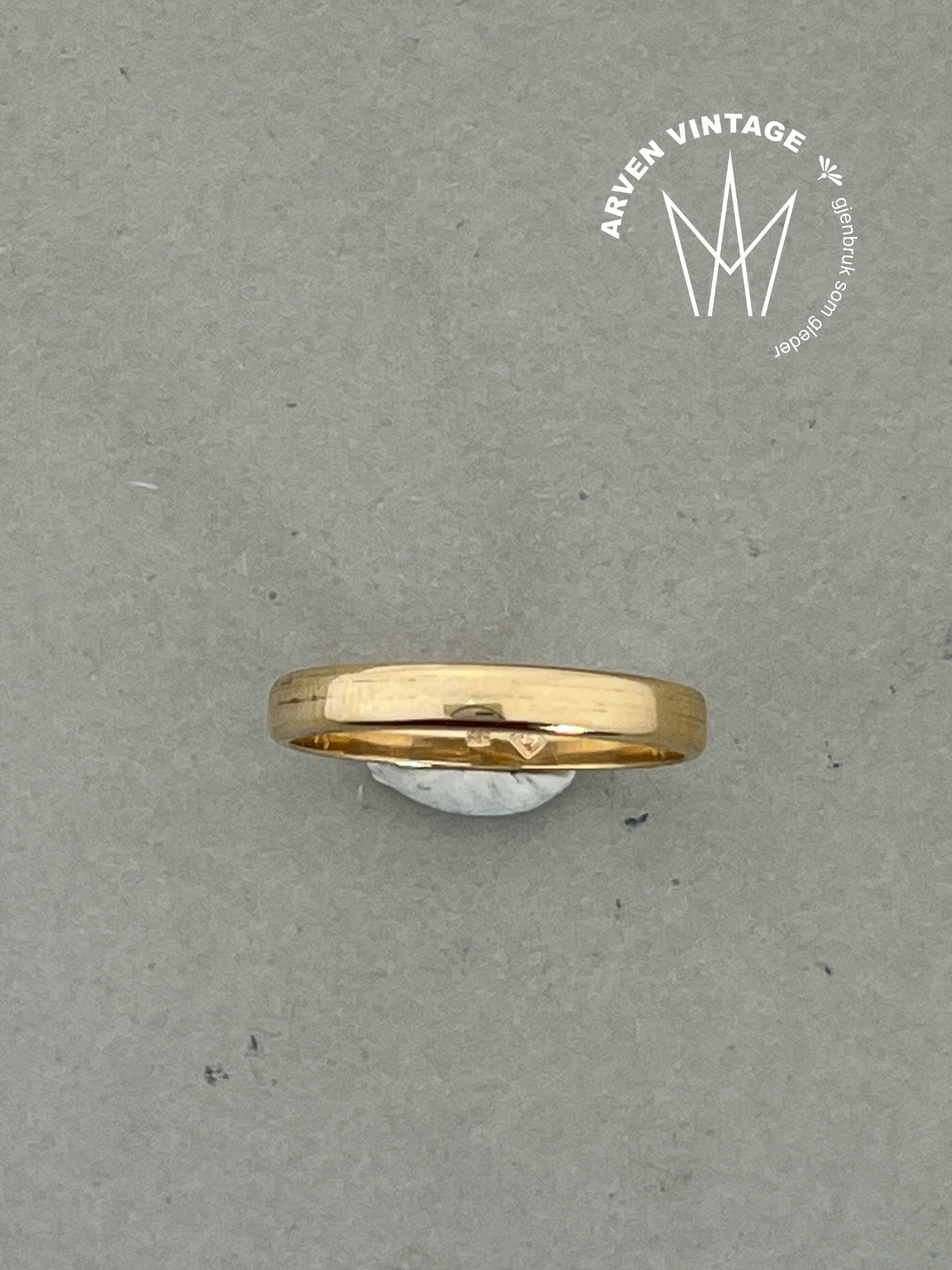 Vintage glatt ring gult gull str56