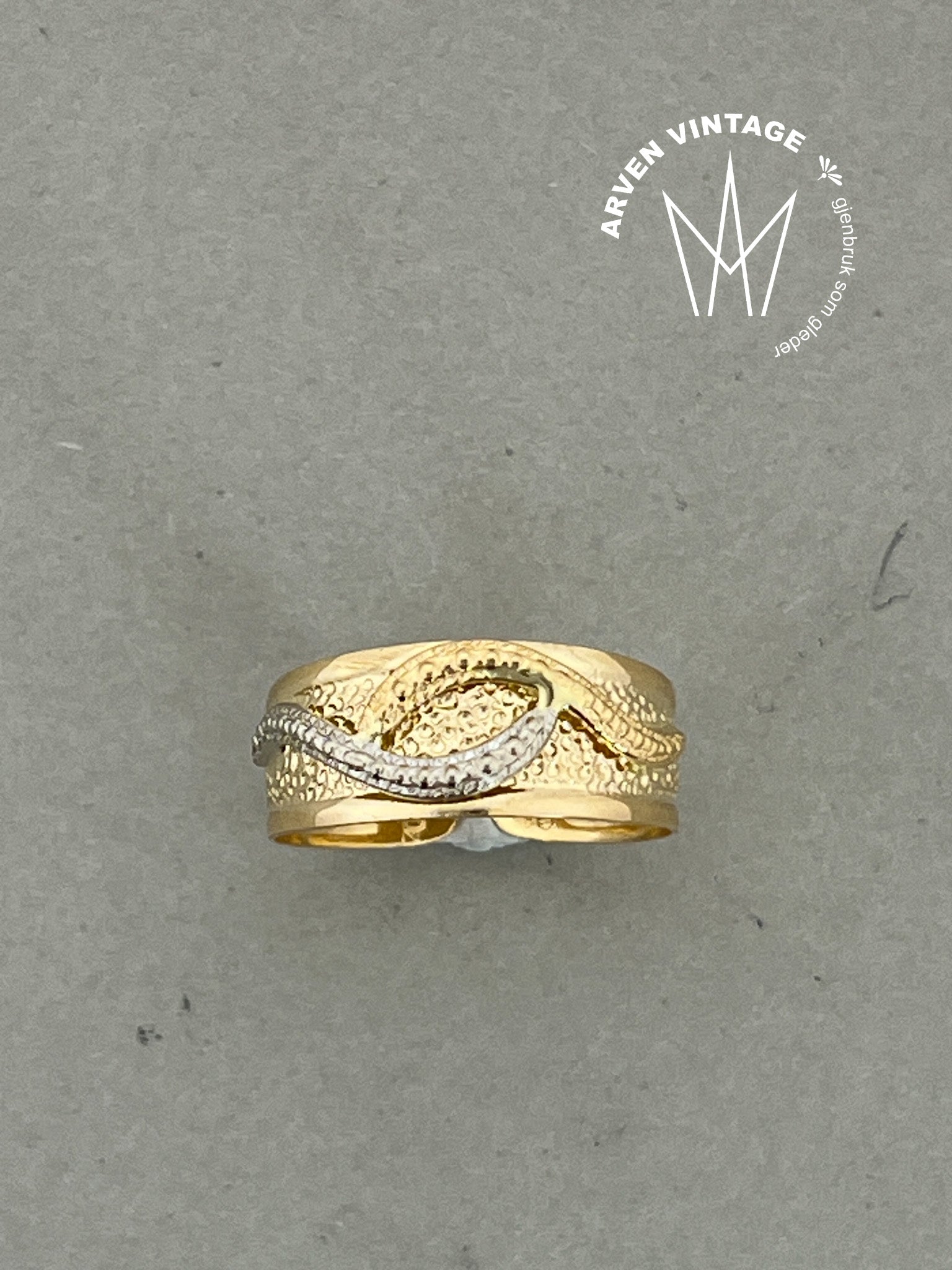 Vintage ring 18K gult gull str57
