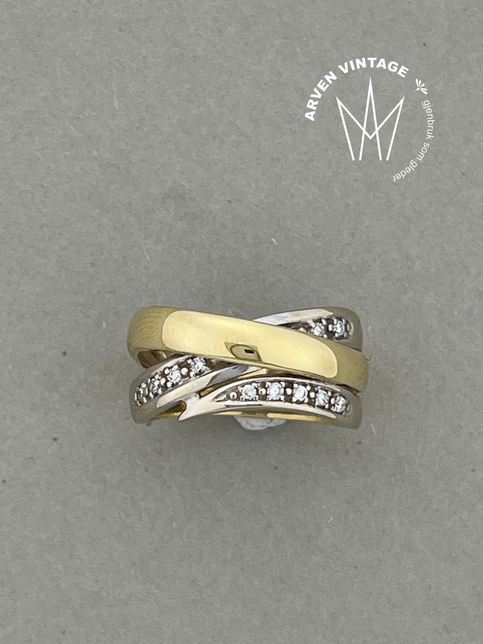 Vintage ring gult gull str 56 blanke stener
