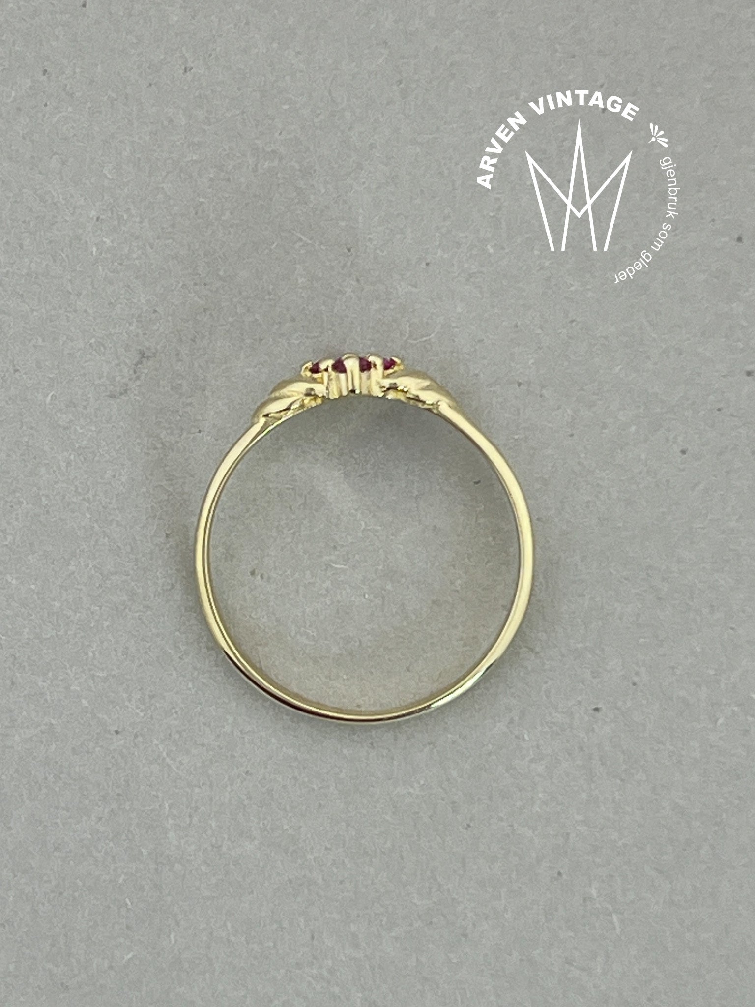 Vintage ring gult gull str57 rosa stener