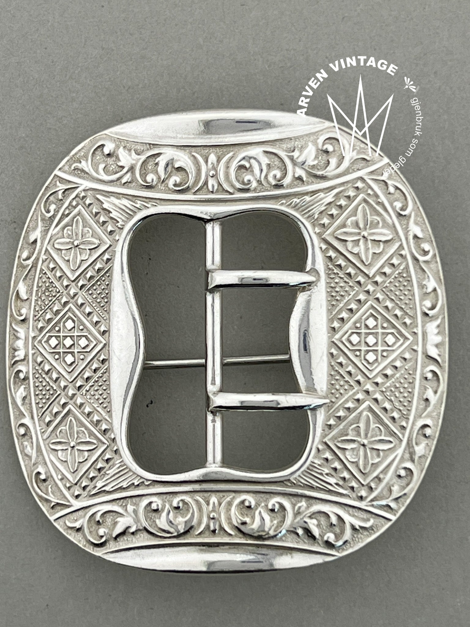 Vintage sølv brosje Hammer