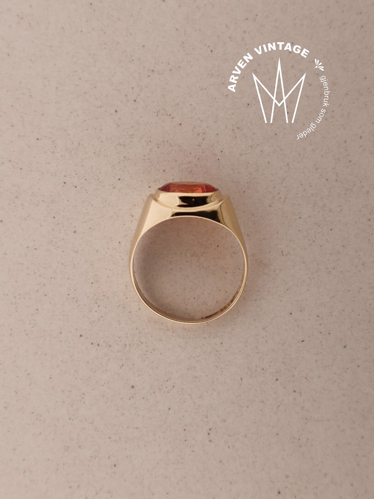 Vintage ring gult gull str51 rødoransje sten