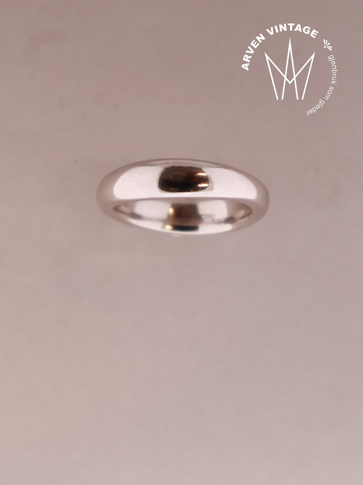 Vintage glatt ring hvitt gull str. 58