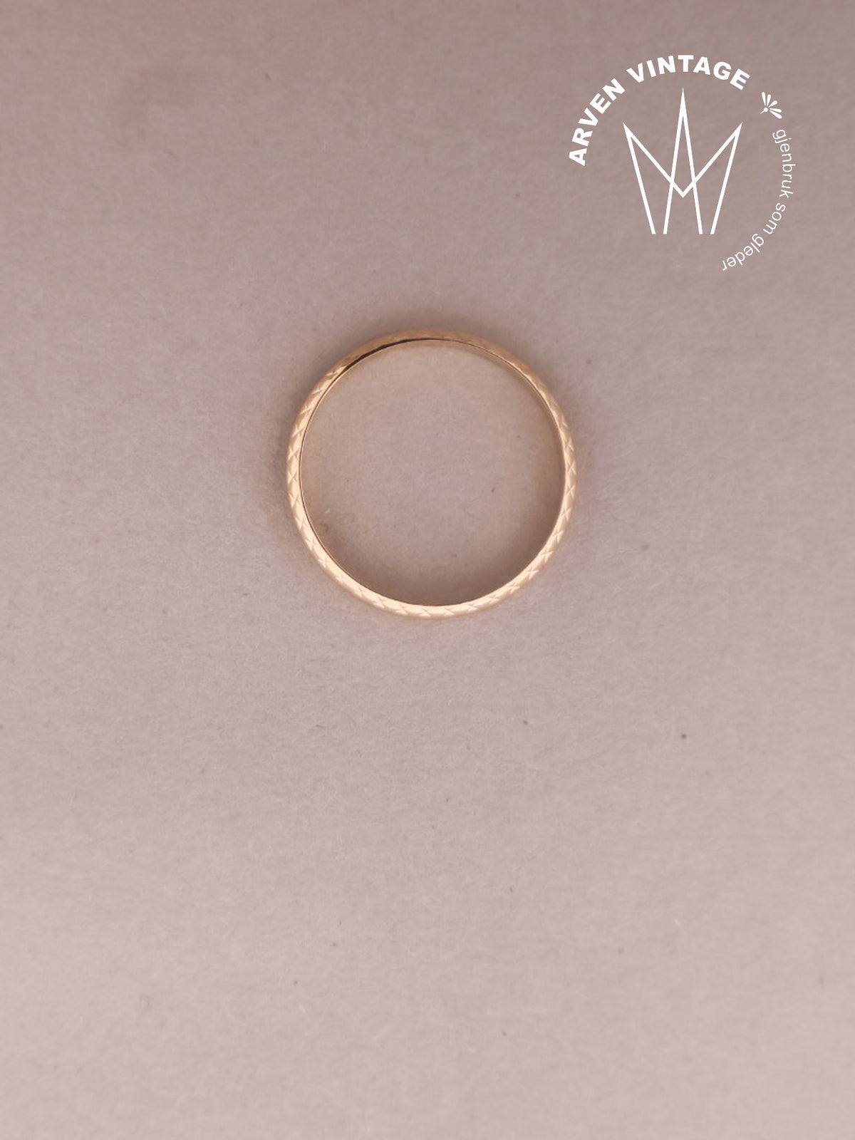 Vintage  ring gult gull