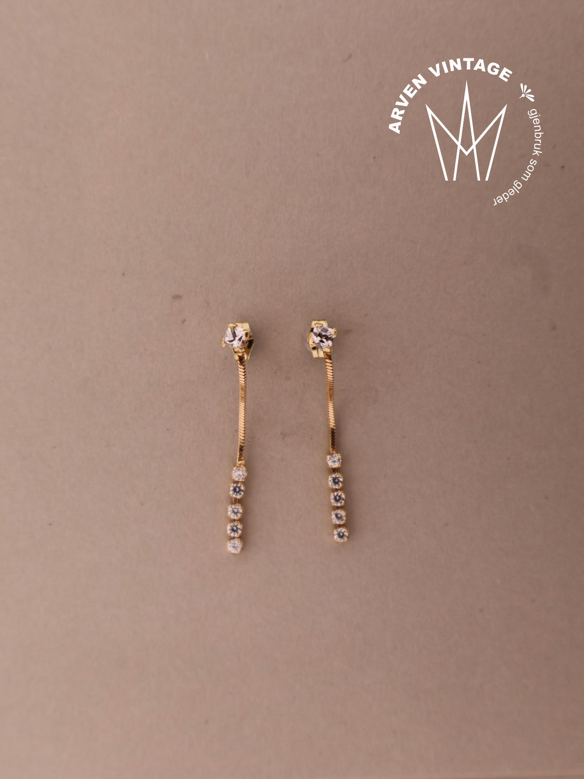 Vintage yellow gold earrings