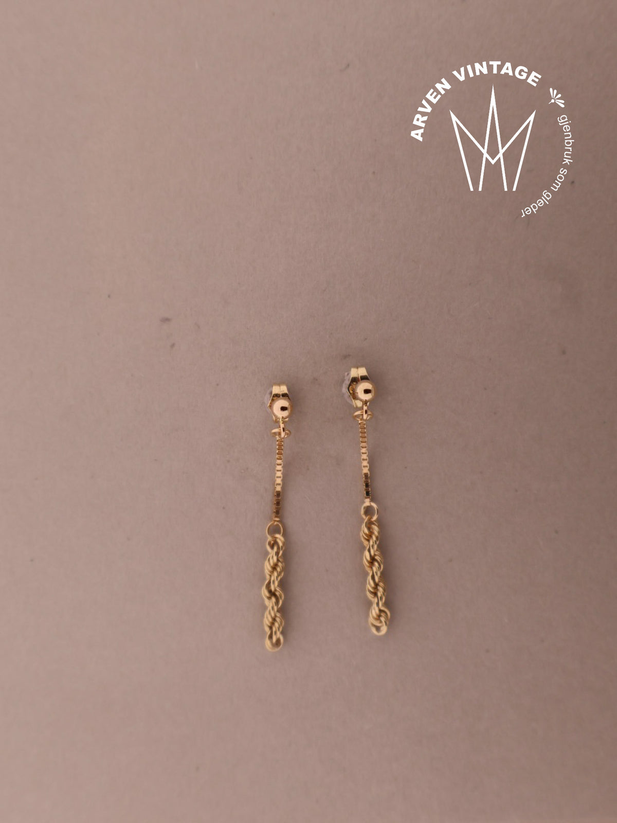 Vintage yellow gold earrings