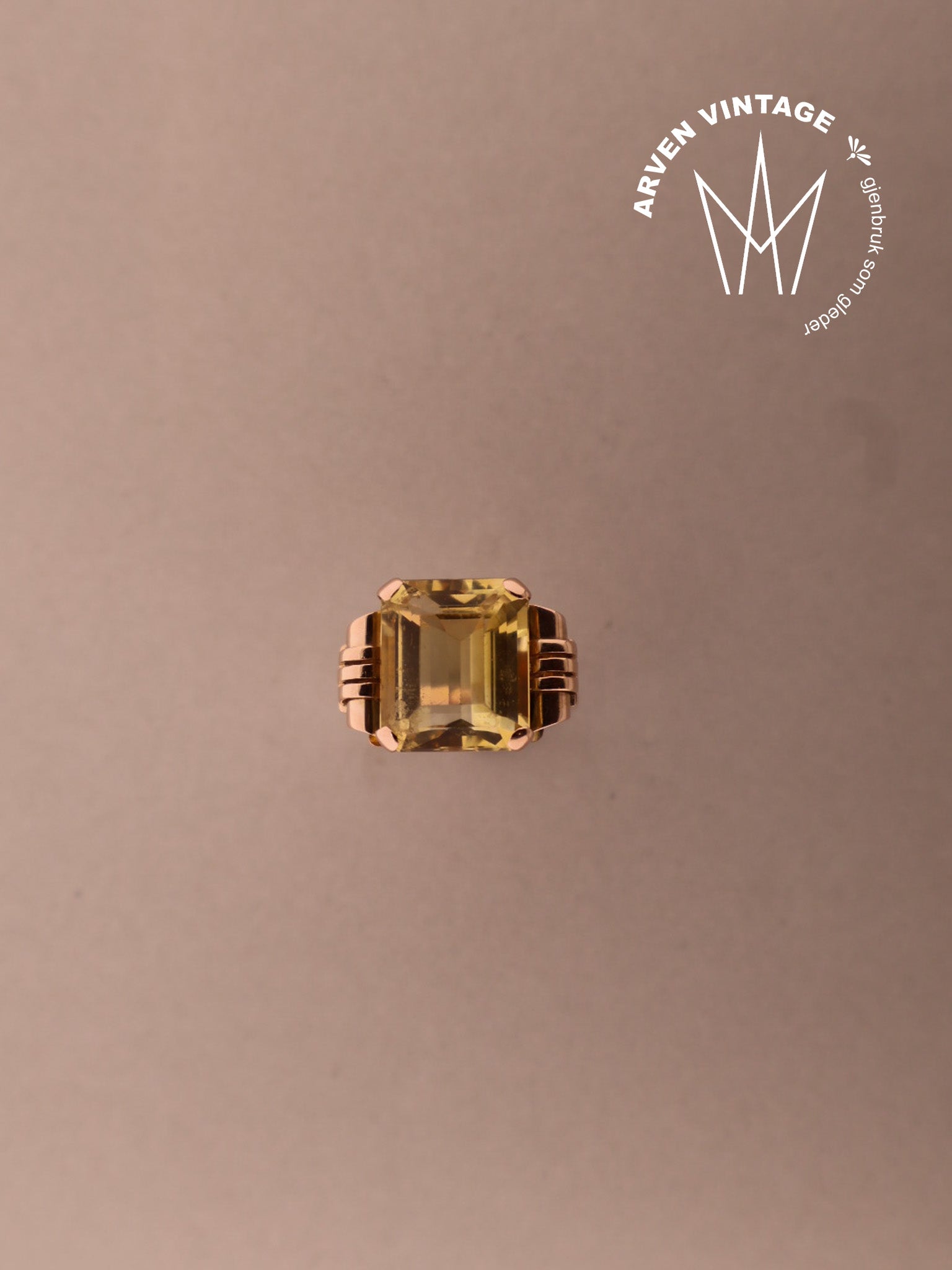 Vintage ring gult gull