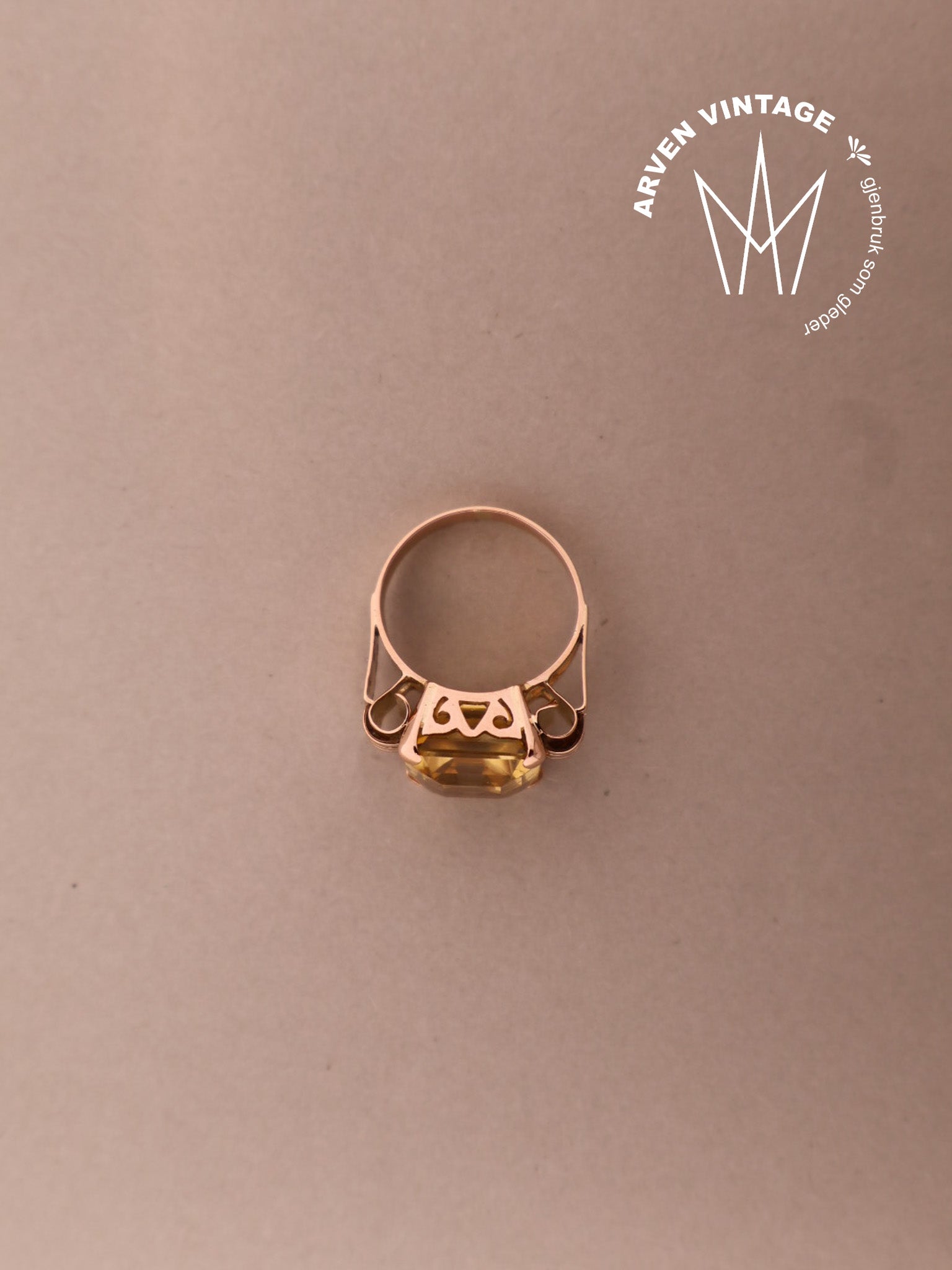 Vintage ring gult gull