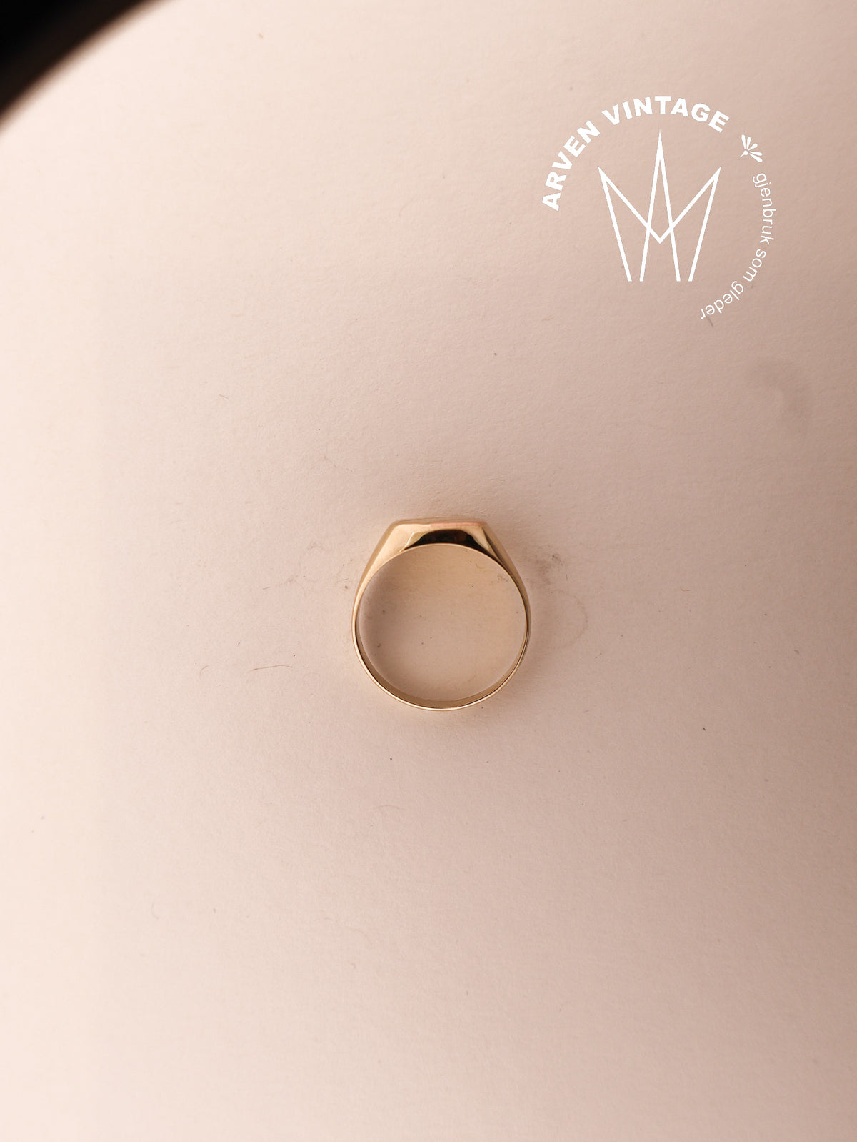 Vintage yellow gold ring size 60