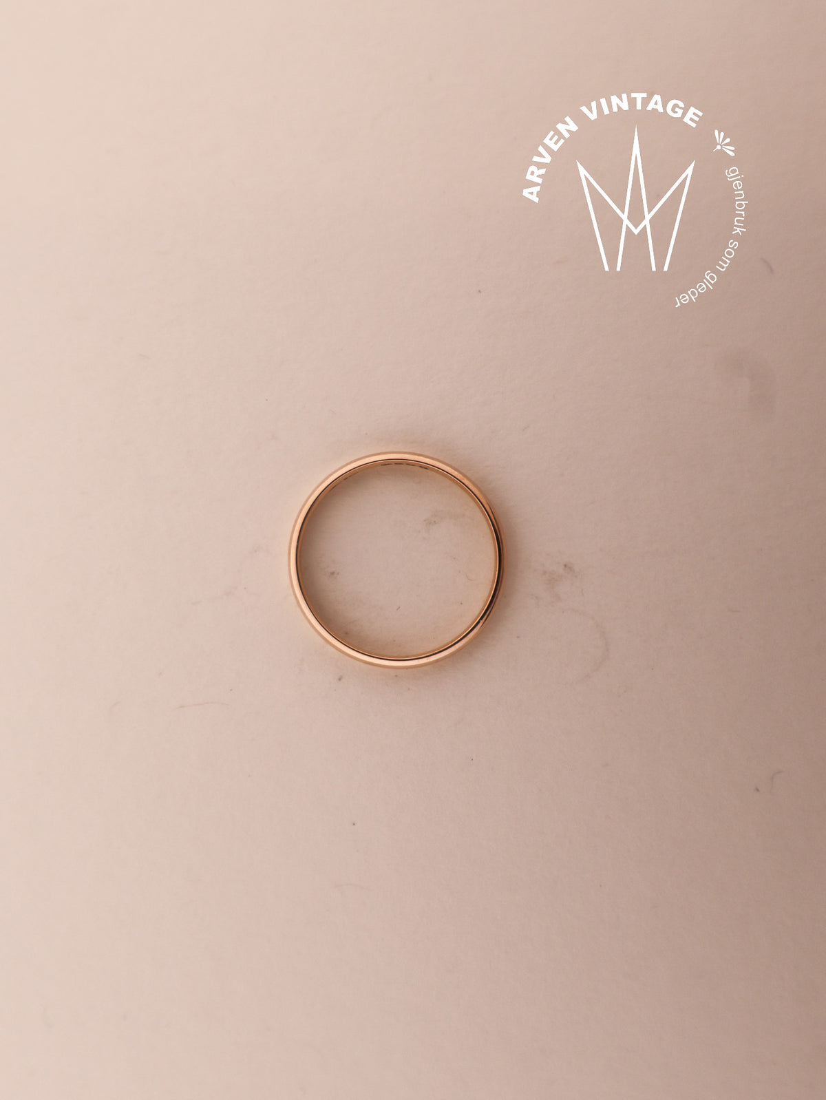 Vintage smooth ring yellow gold size 56