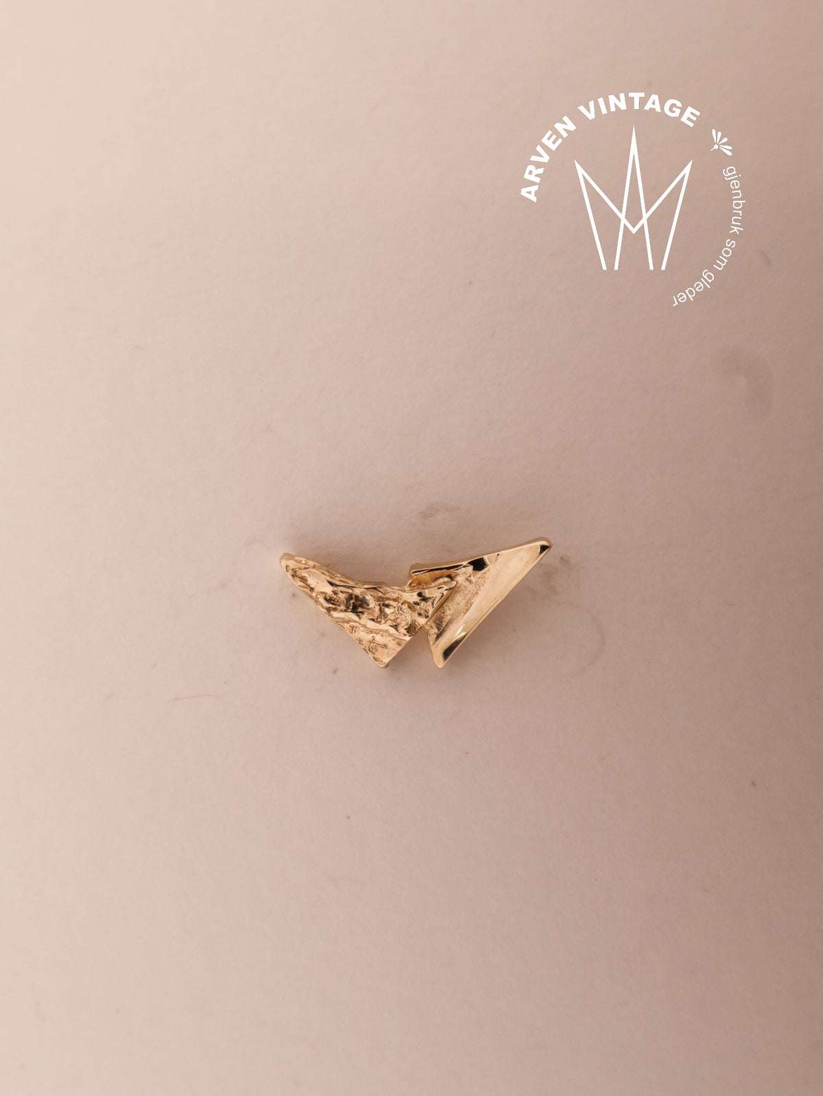 Vintage pendant yellow gold