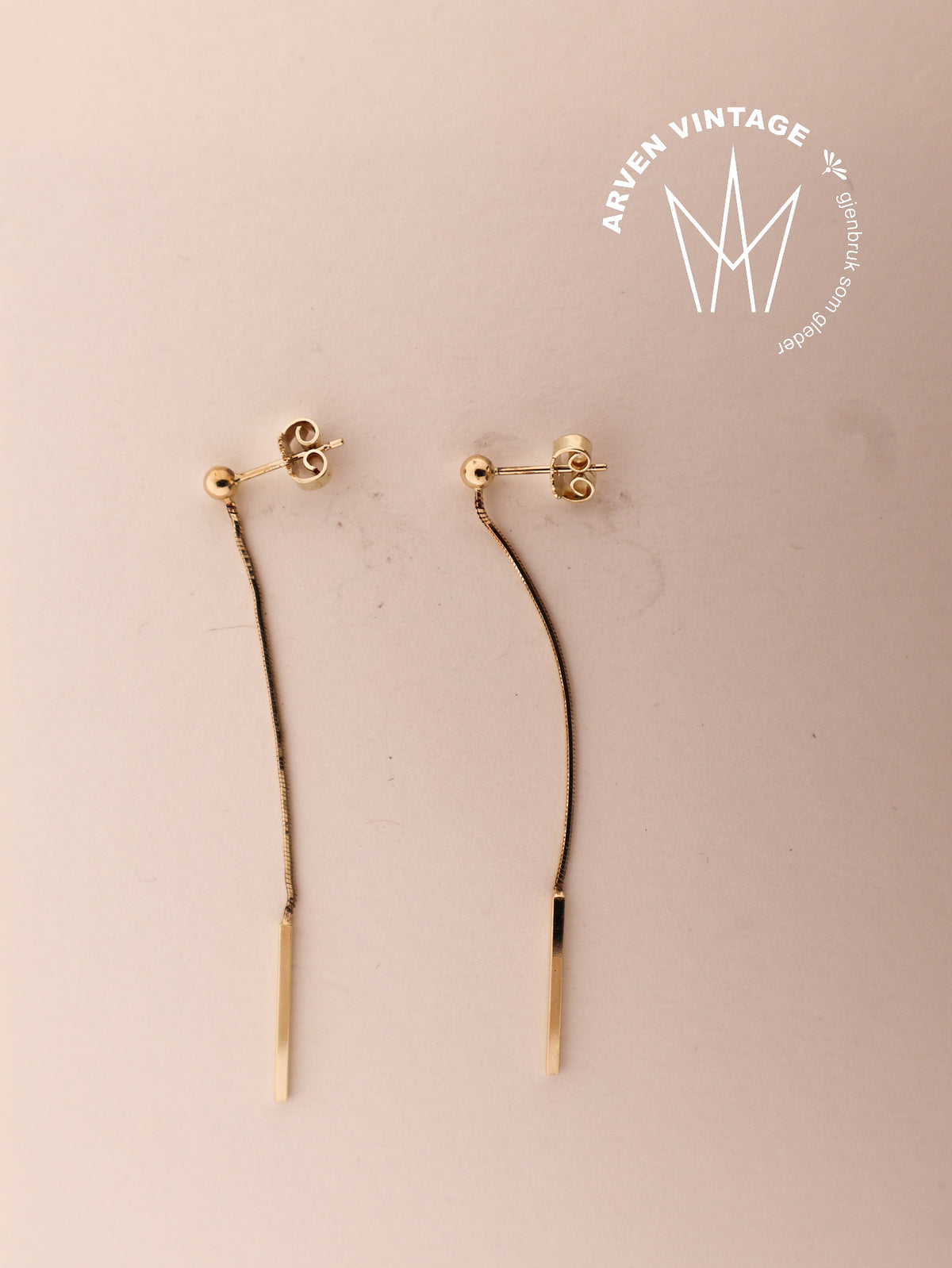 Vintage yellow gold earrings