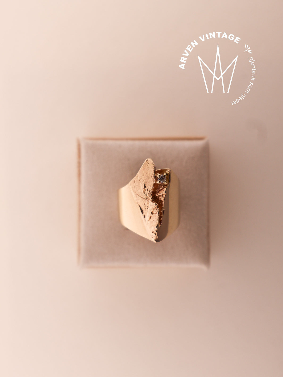 Vintage diamond ring yellow gold size 47