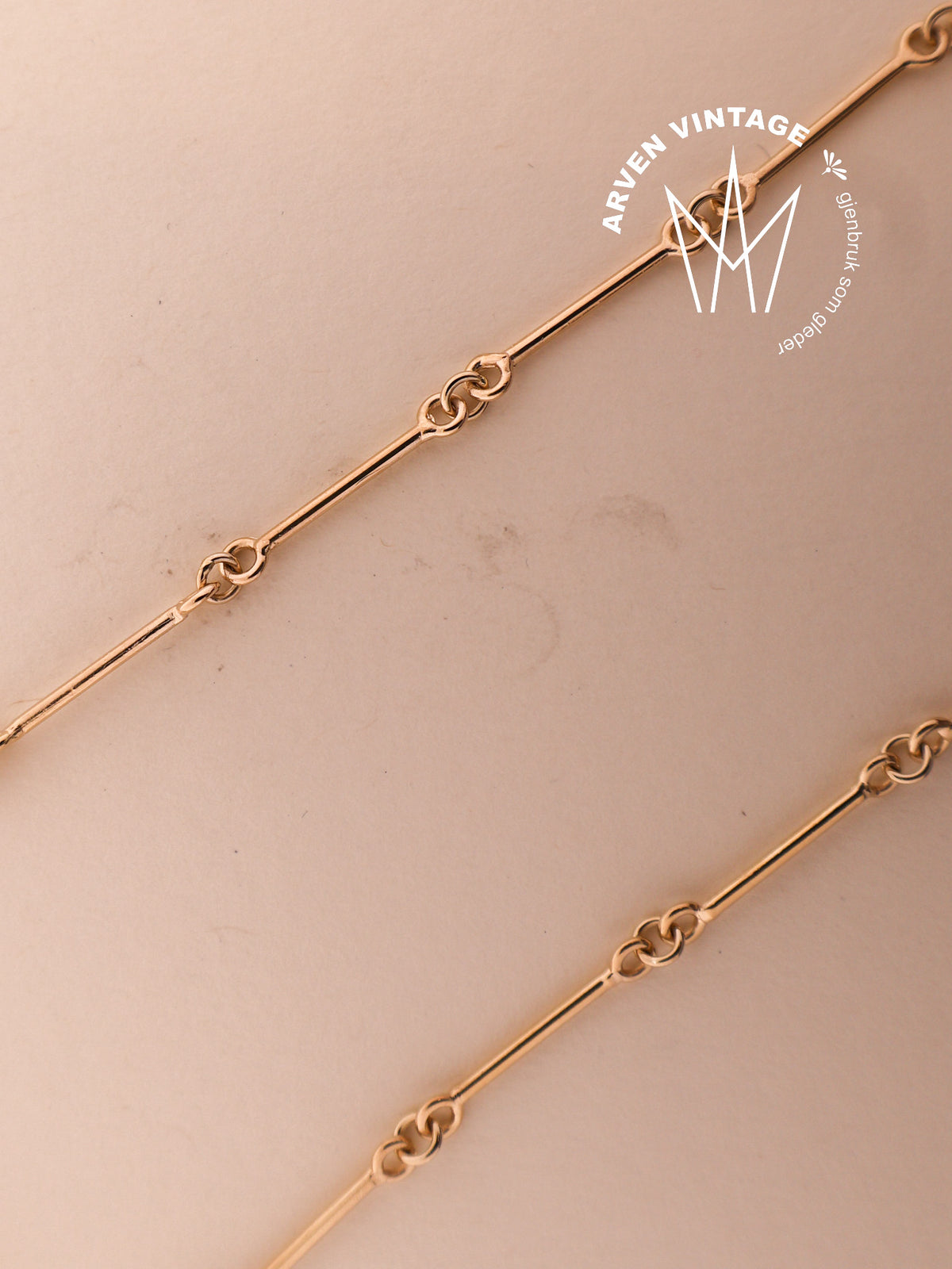 Vintage yellow gold necklace