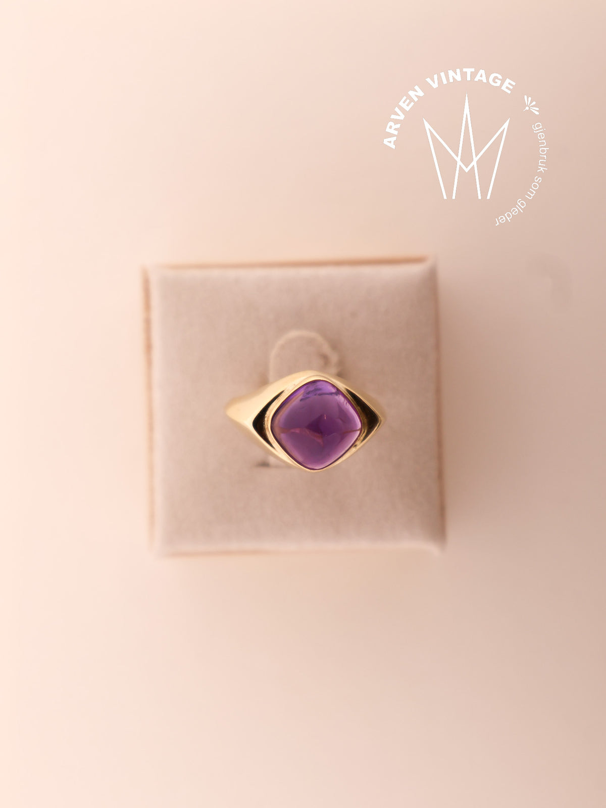 Vintage ring gult gull med lilla sten str.50