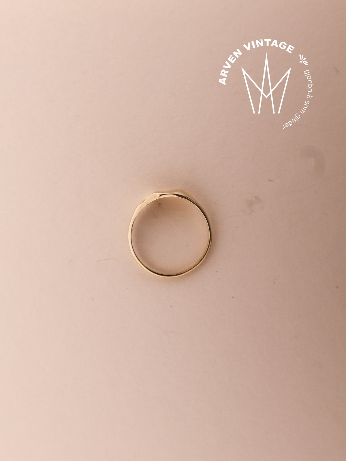 Vintage yellow gold ring, size 54